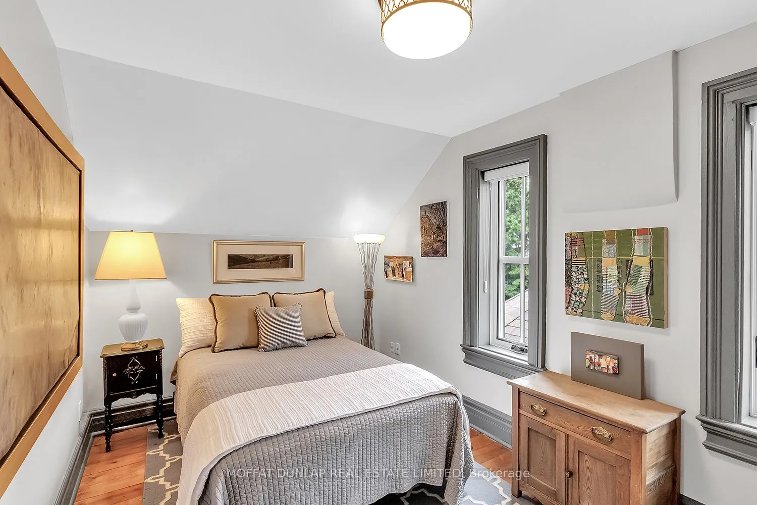 2052 Highpoint Side Road