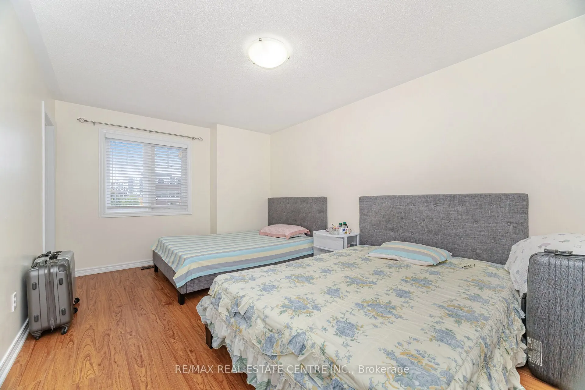 2570 Valleyridge Drive