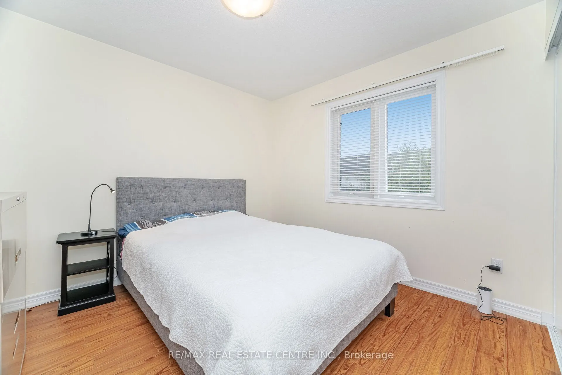 2570 Valleyridge Drive