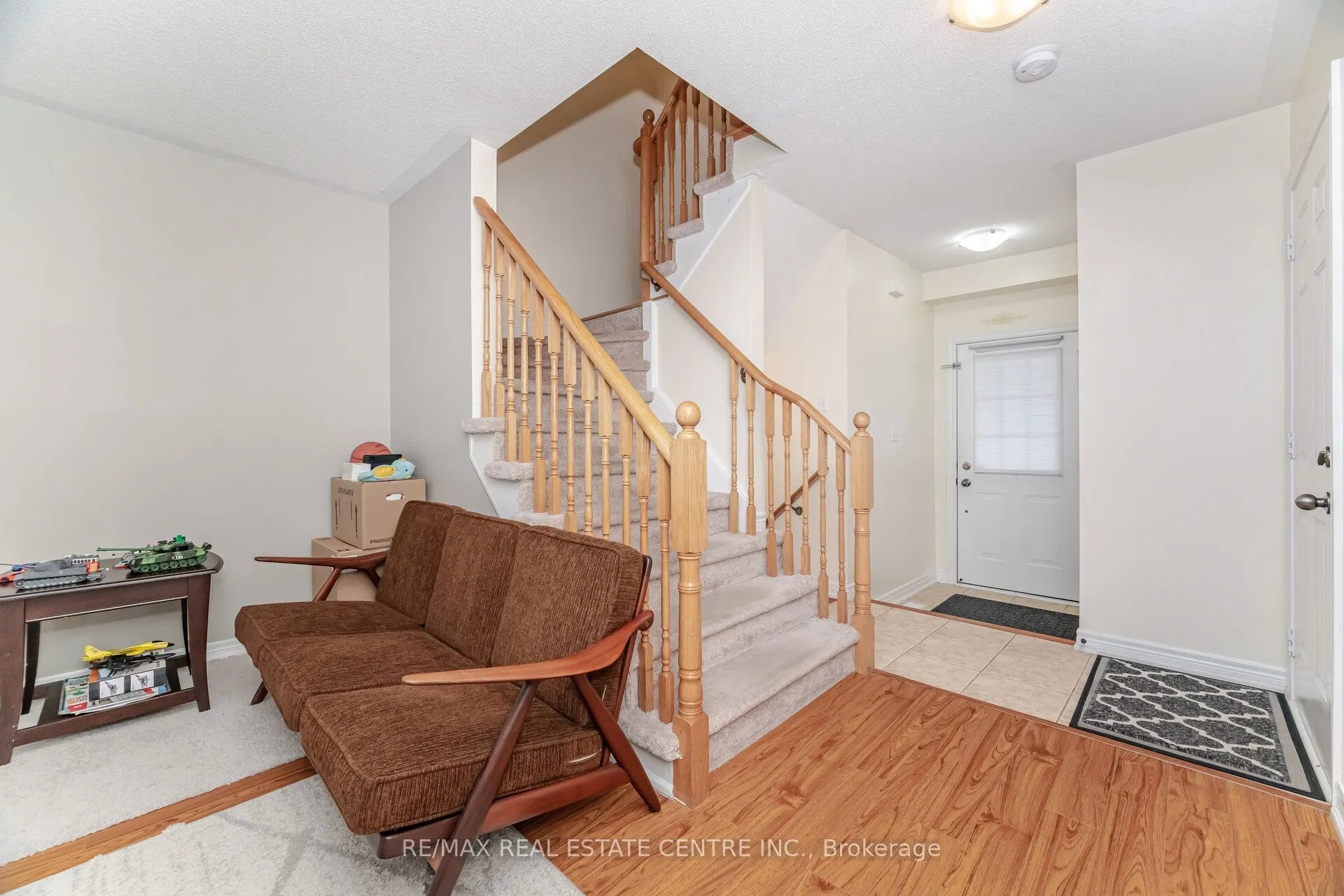 2570 Valleyridge Drive