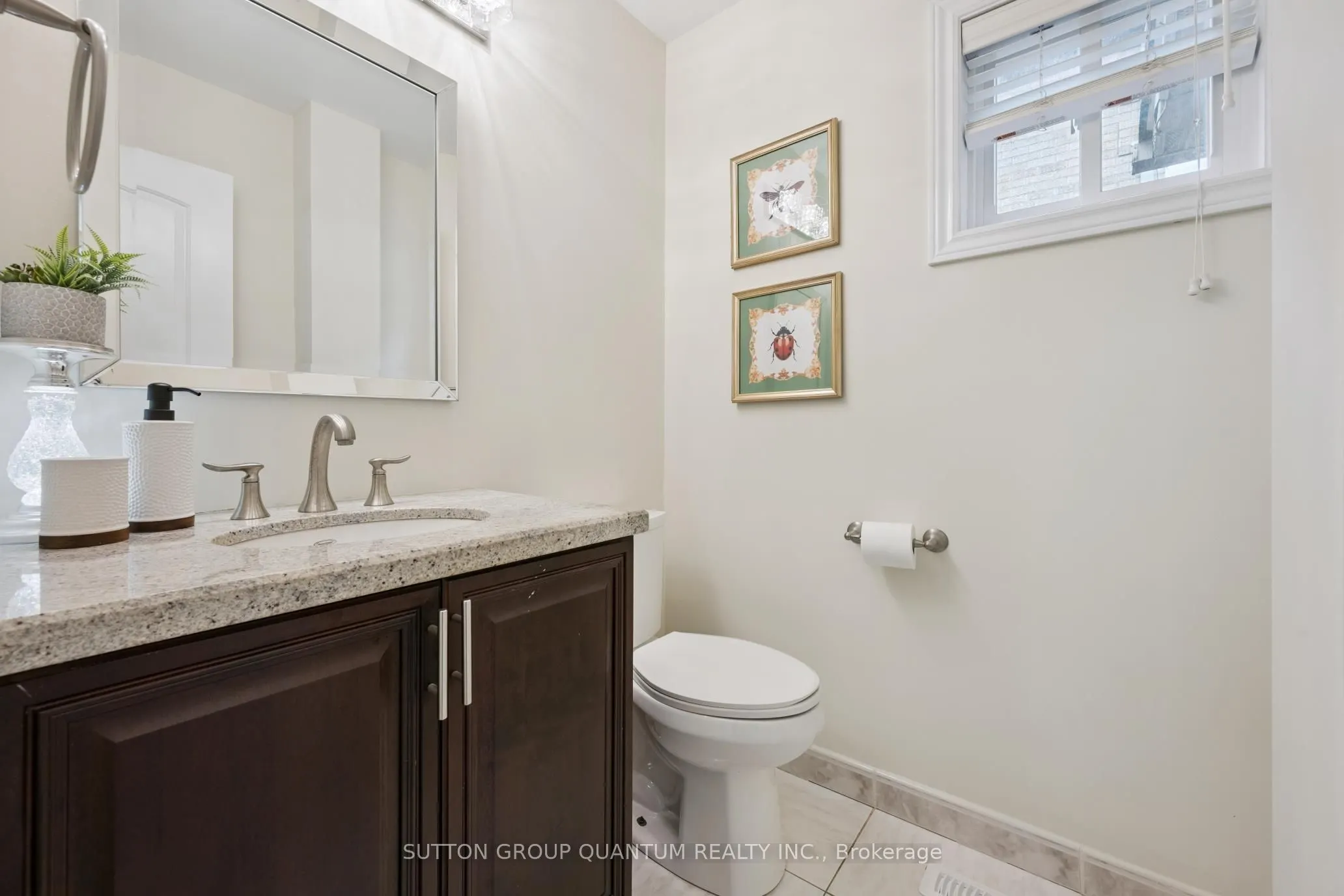 467 Petawawa Crescent