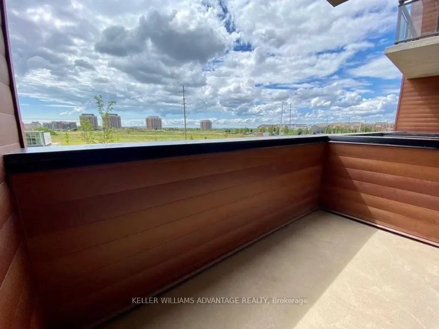 128 Grovewood Common, #214