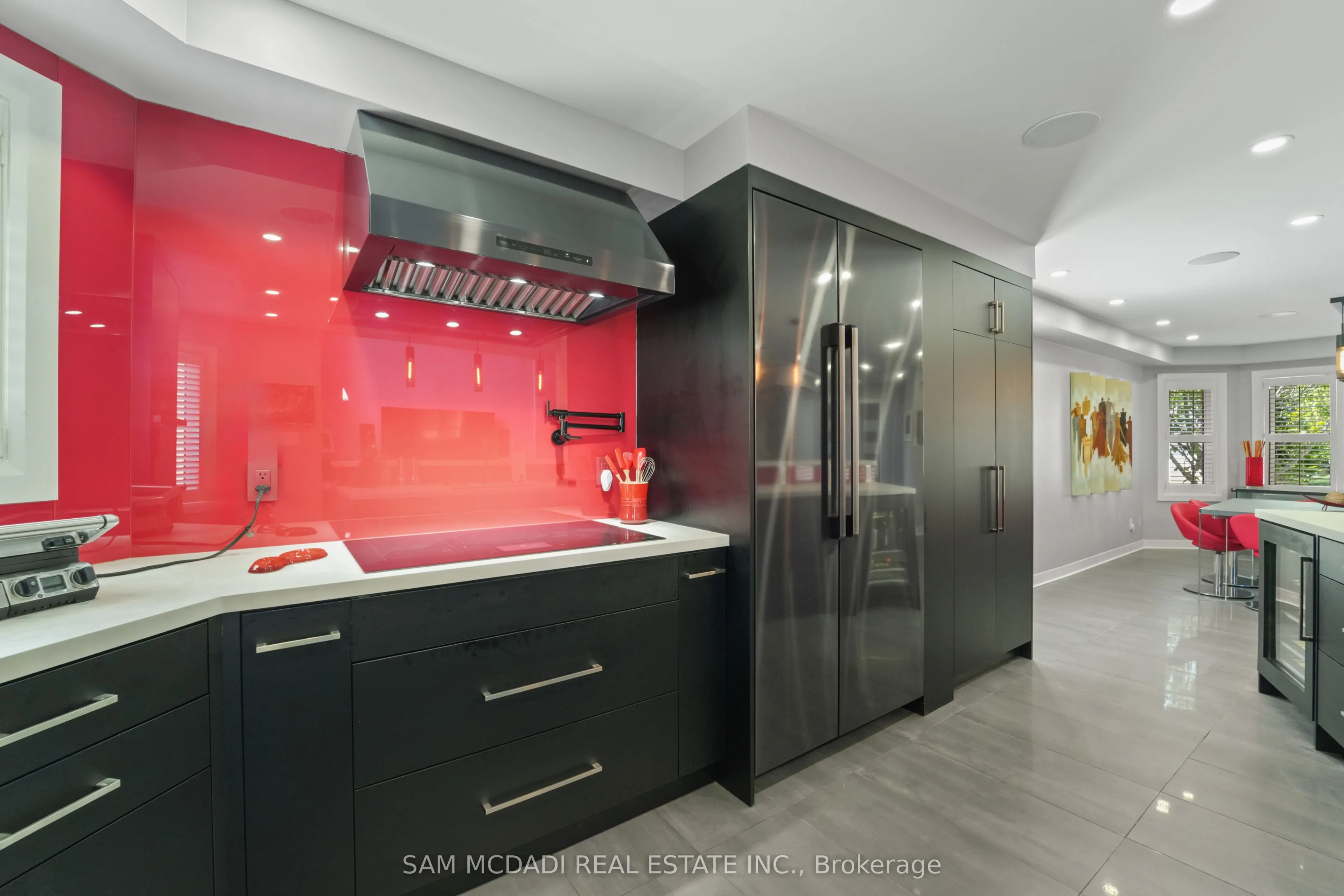 385 Turnberry Crescent