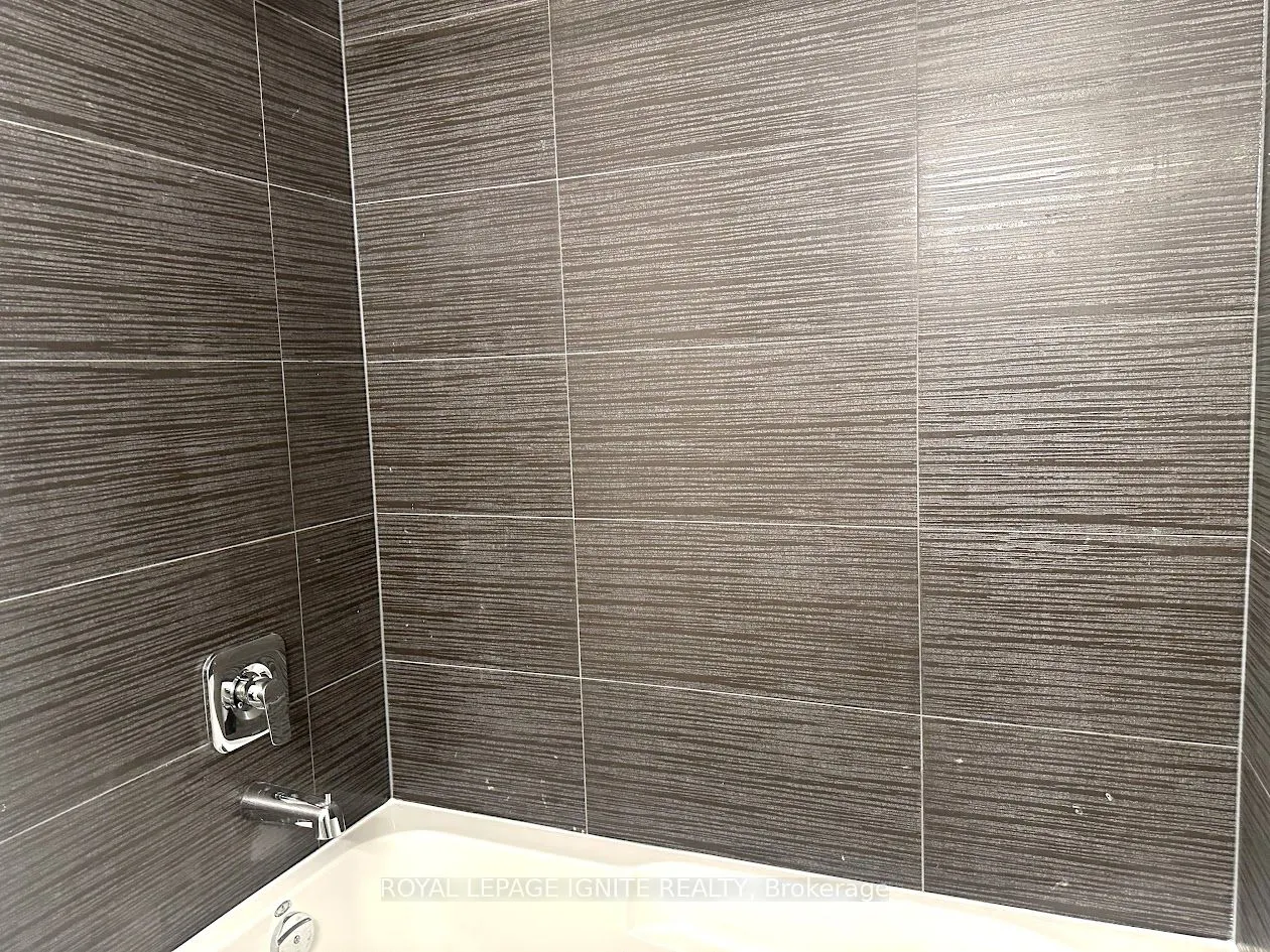 15 Watergarden Drive, #412