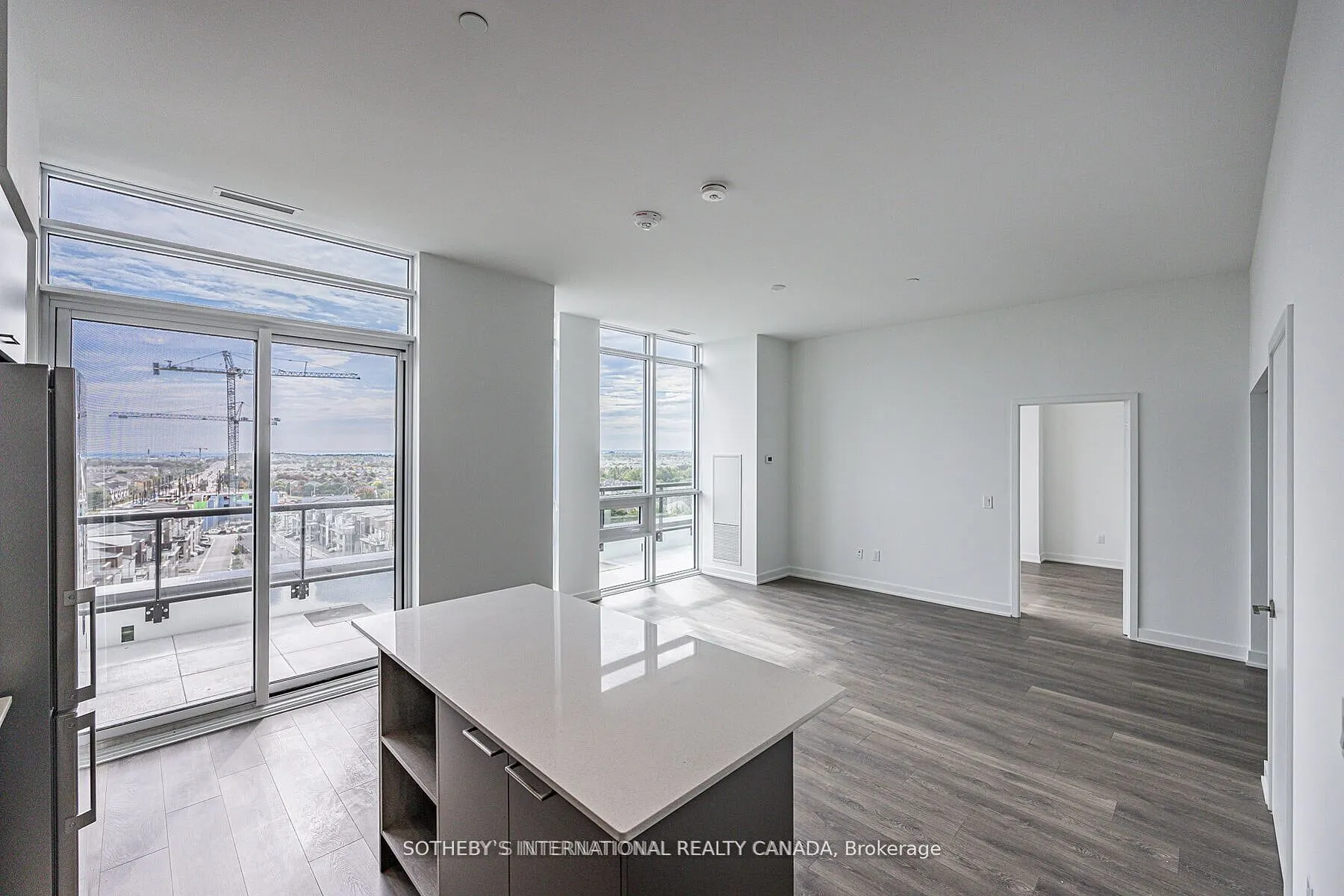 3005 PINE GLEN Road S, #809