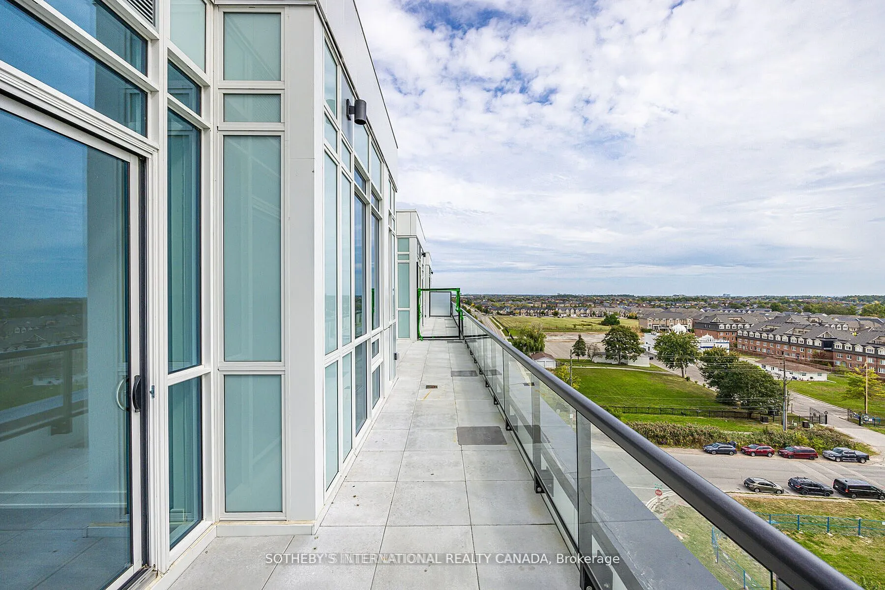 3005 PINE GLEN Road S, #809