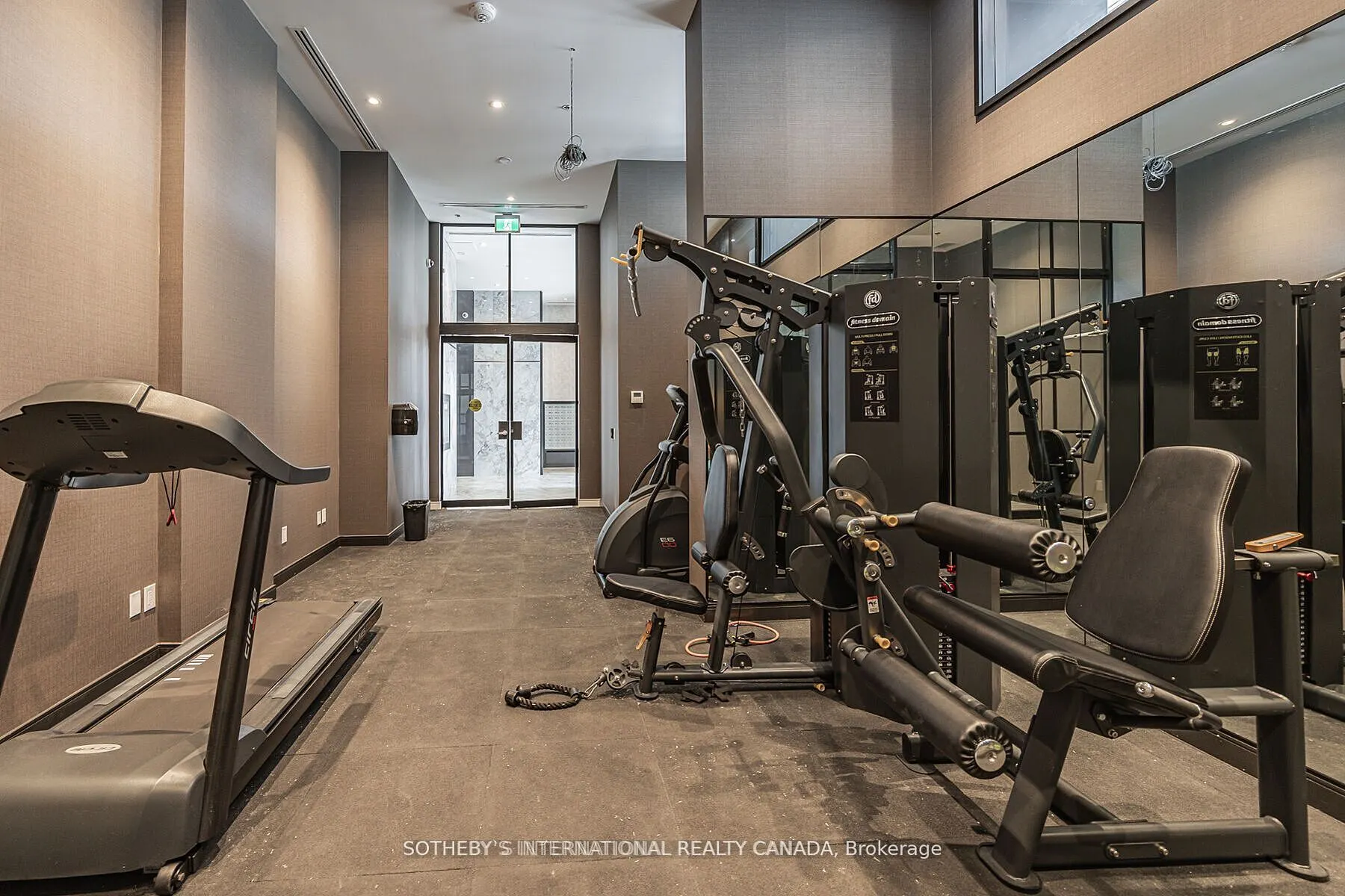 3005 PINE GLEN Road S, #809