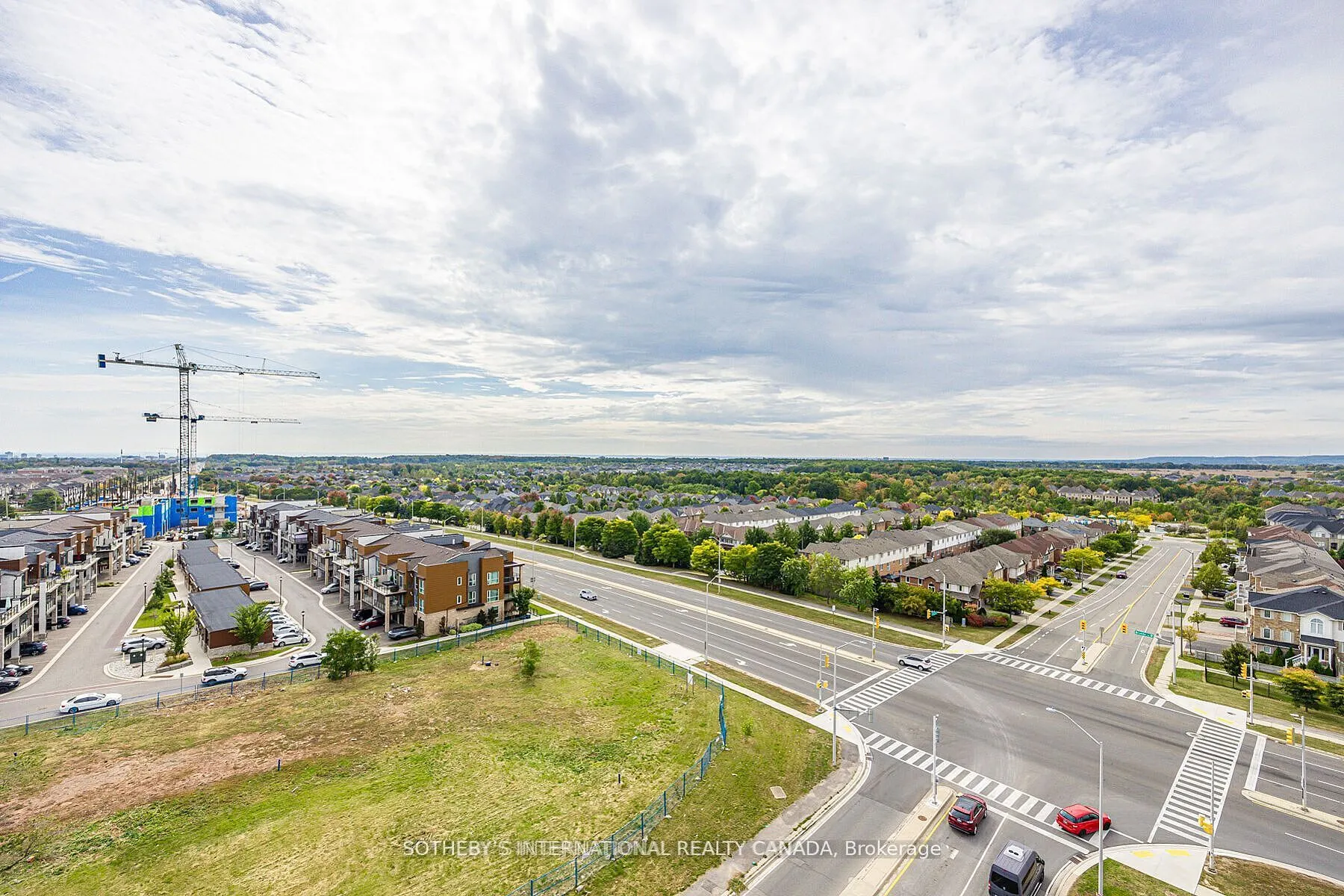 3005 PINE GLEN Road S, #809