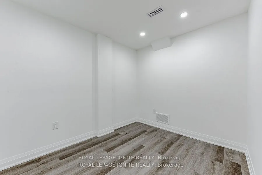 4 Drayton Crescent