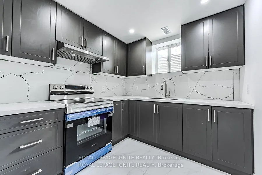 4 Drayton Crescent
