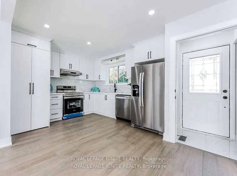 4 Drayton Crescent