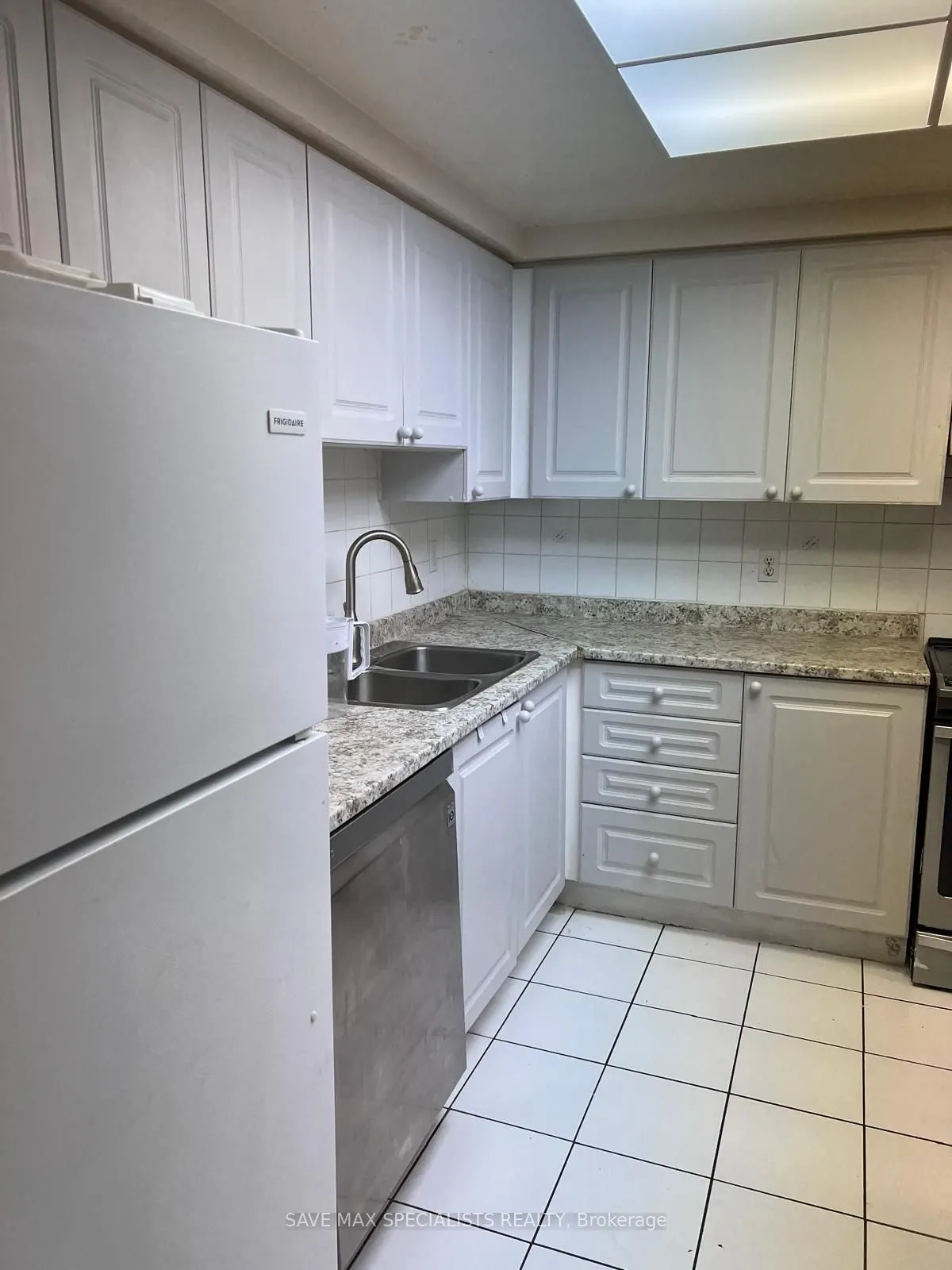 135 Hillcrest Avenue, #1214
