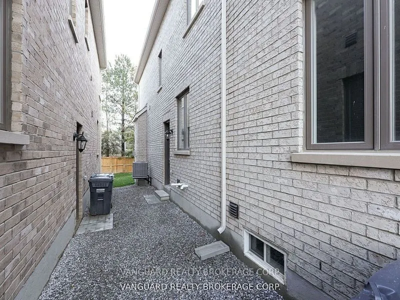 3 Clover Bend Terrace, #BSMT