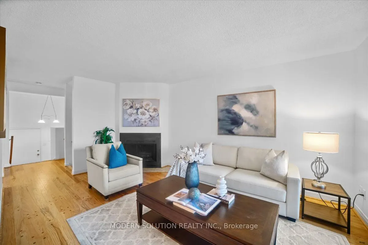 1464 Credit Woodlands Court
