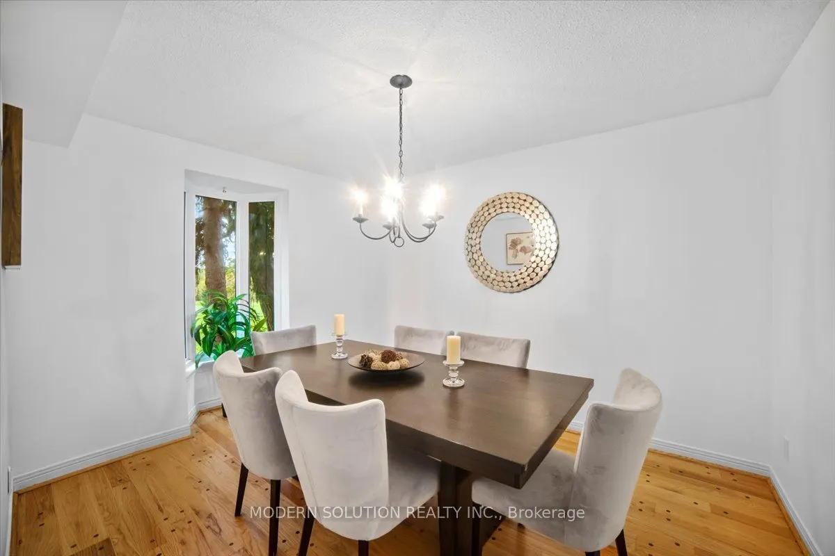 1464 Credit Woodlands Court