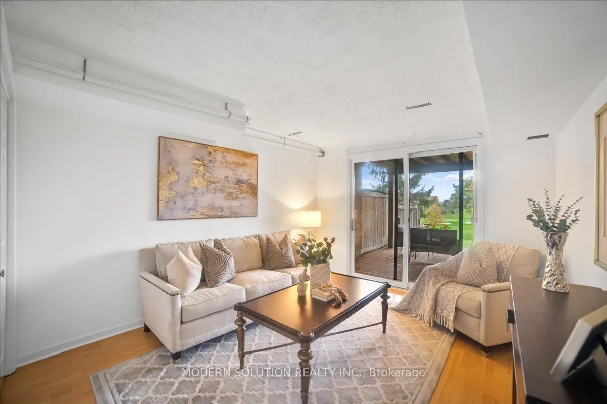 1464 Credit Woodlands Court