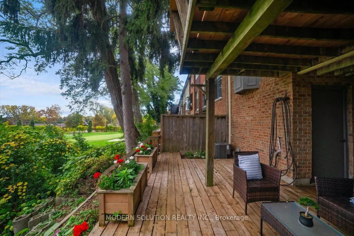 1464 Credit Woodlands Court