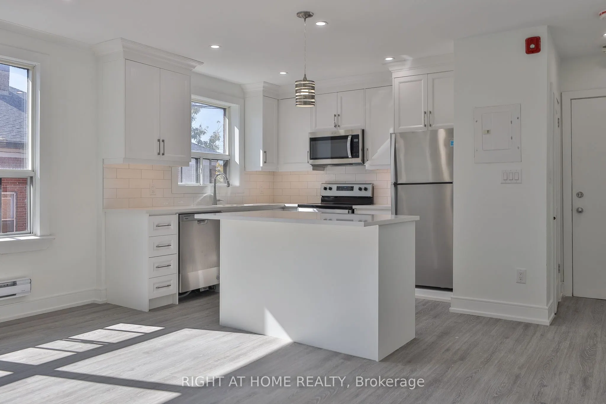 2841 Keele Street, #7