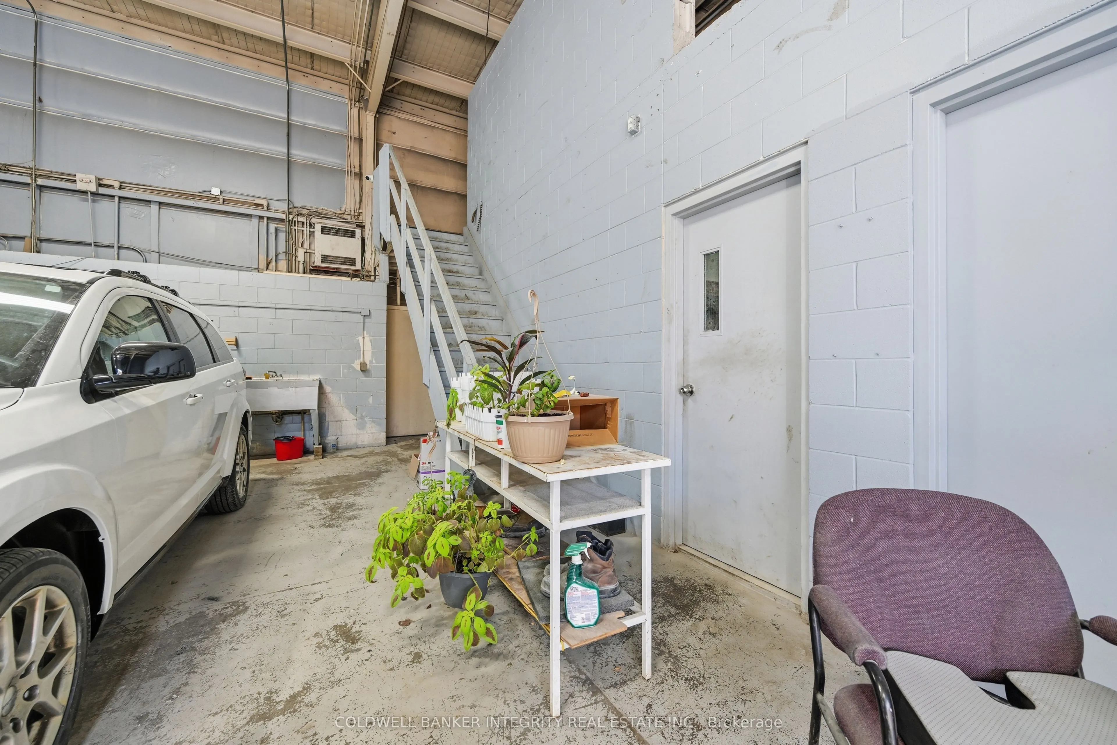 1135 Speers Road, #Building