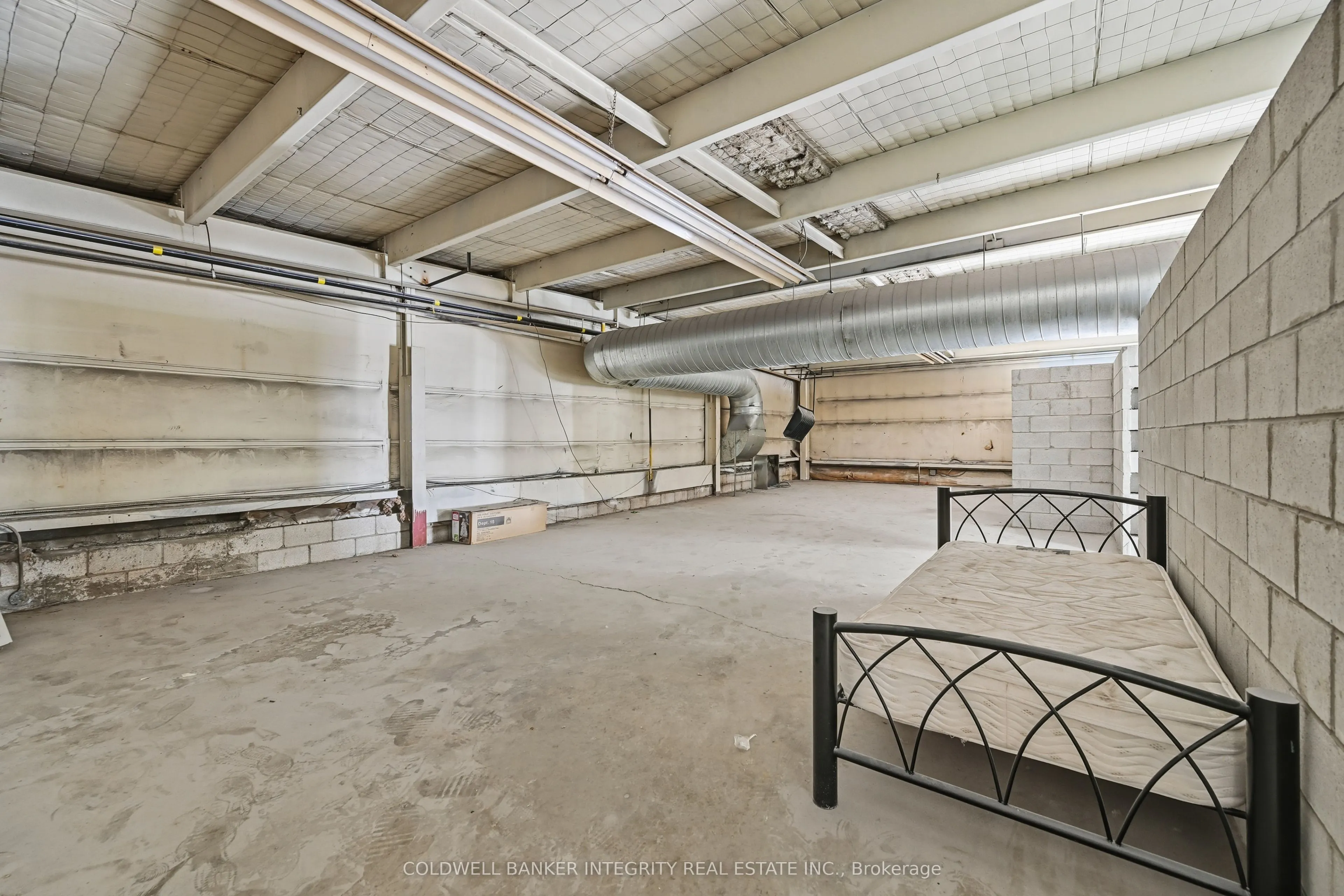 1135 Speers Road, #Building