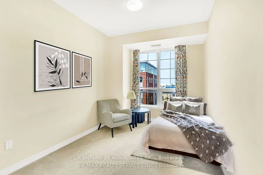 216 Oak Park Boulevard, #420