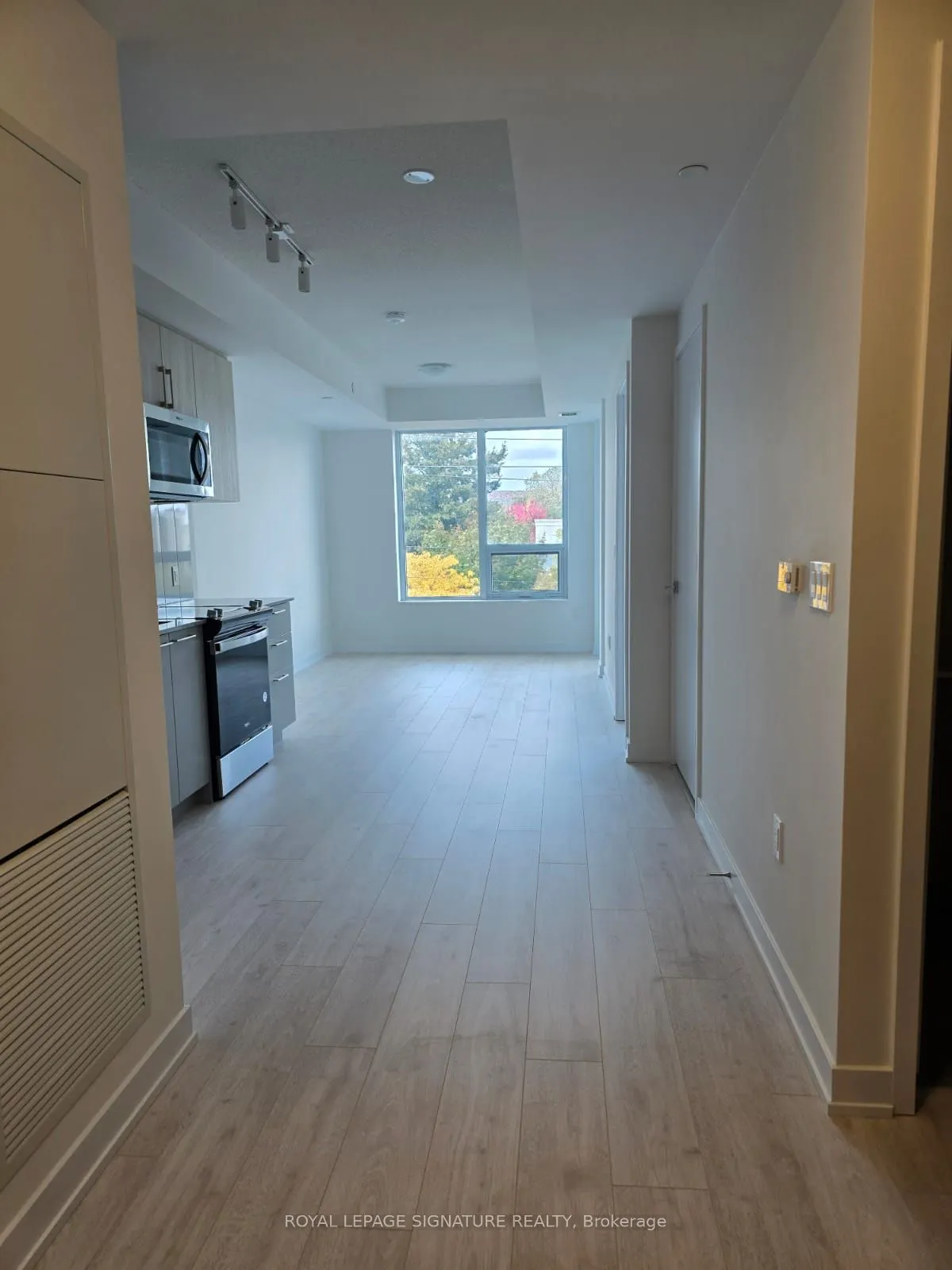 500 Plains Road E, #312