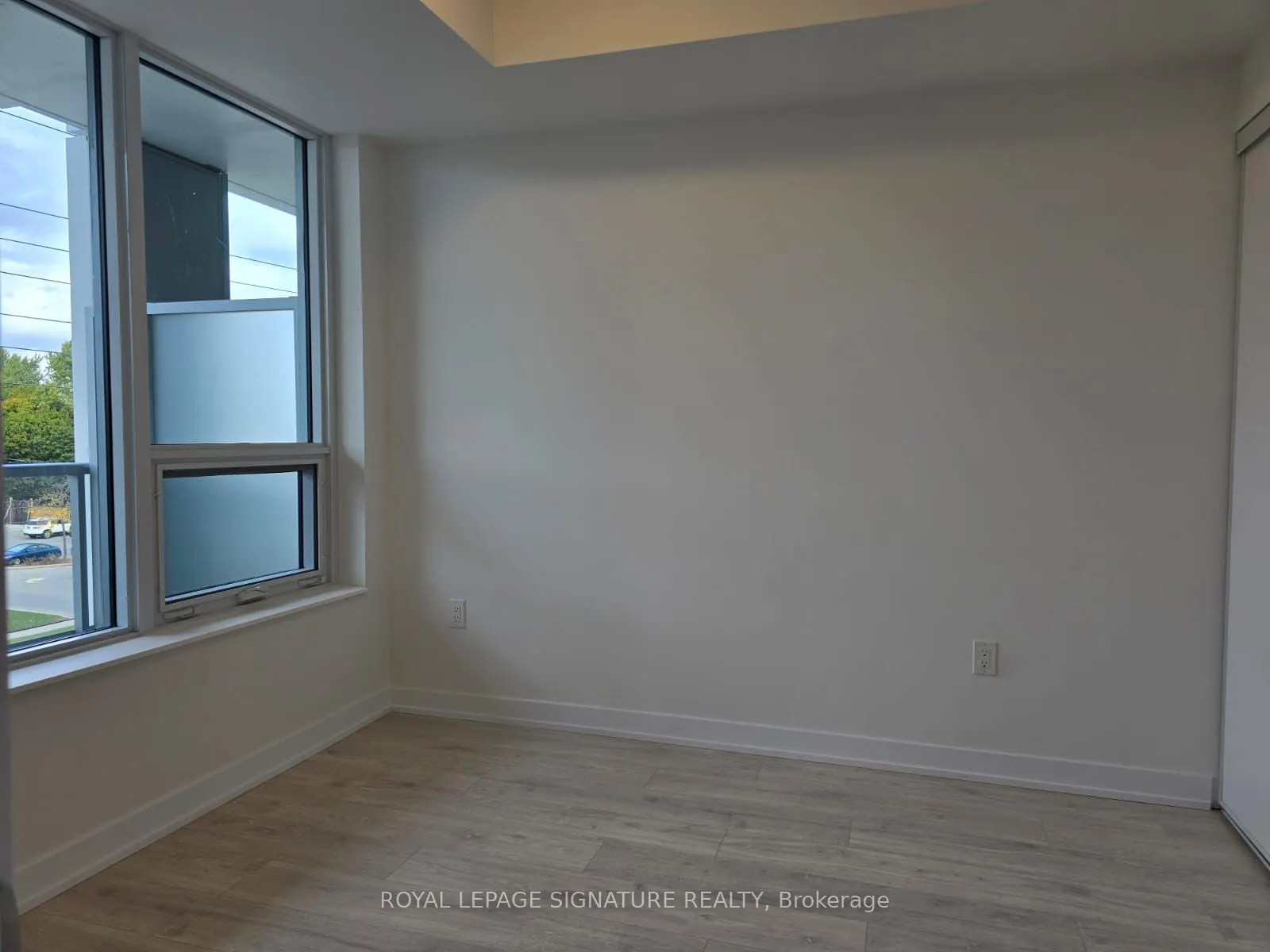 500 Plains Road E, #312