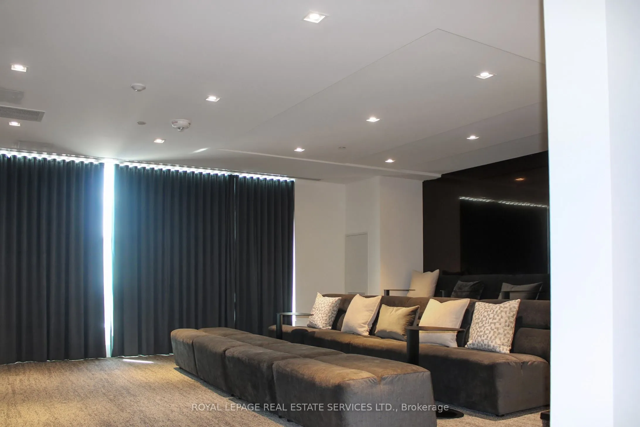 2489 Taunton Road, #1117