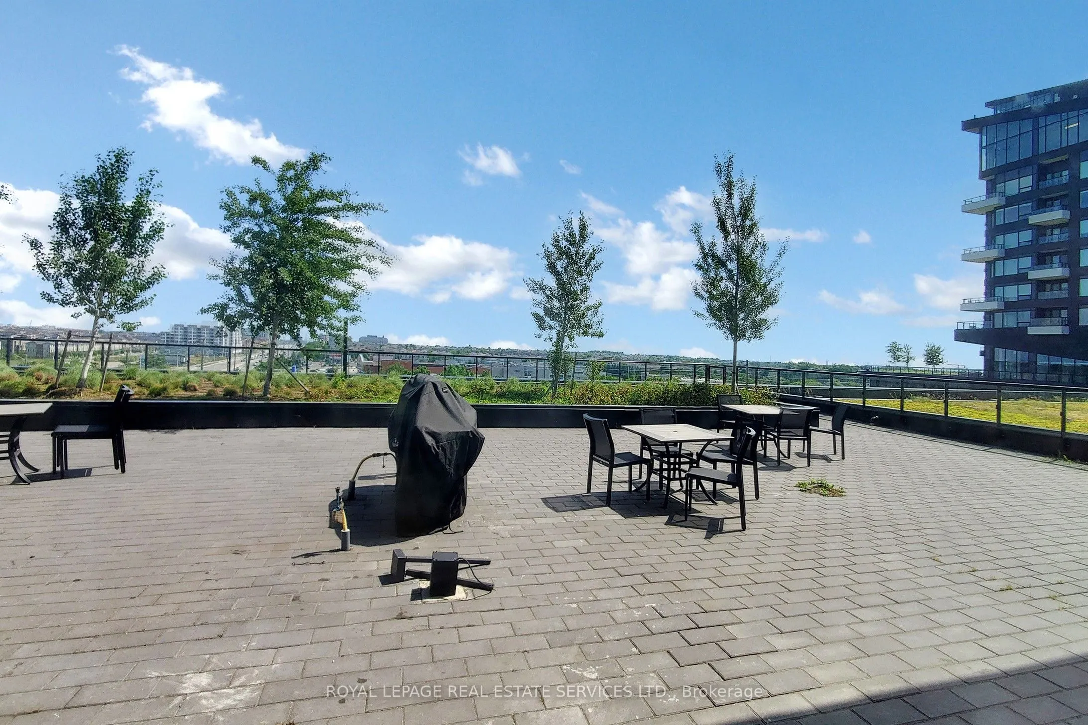 2489 Taunton Road, #1117