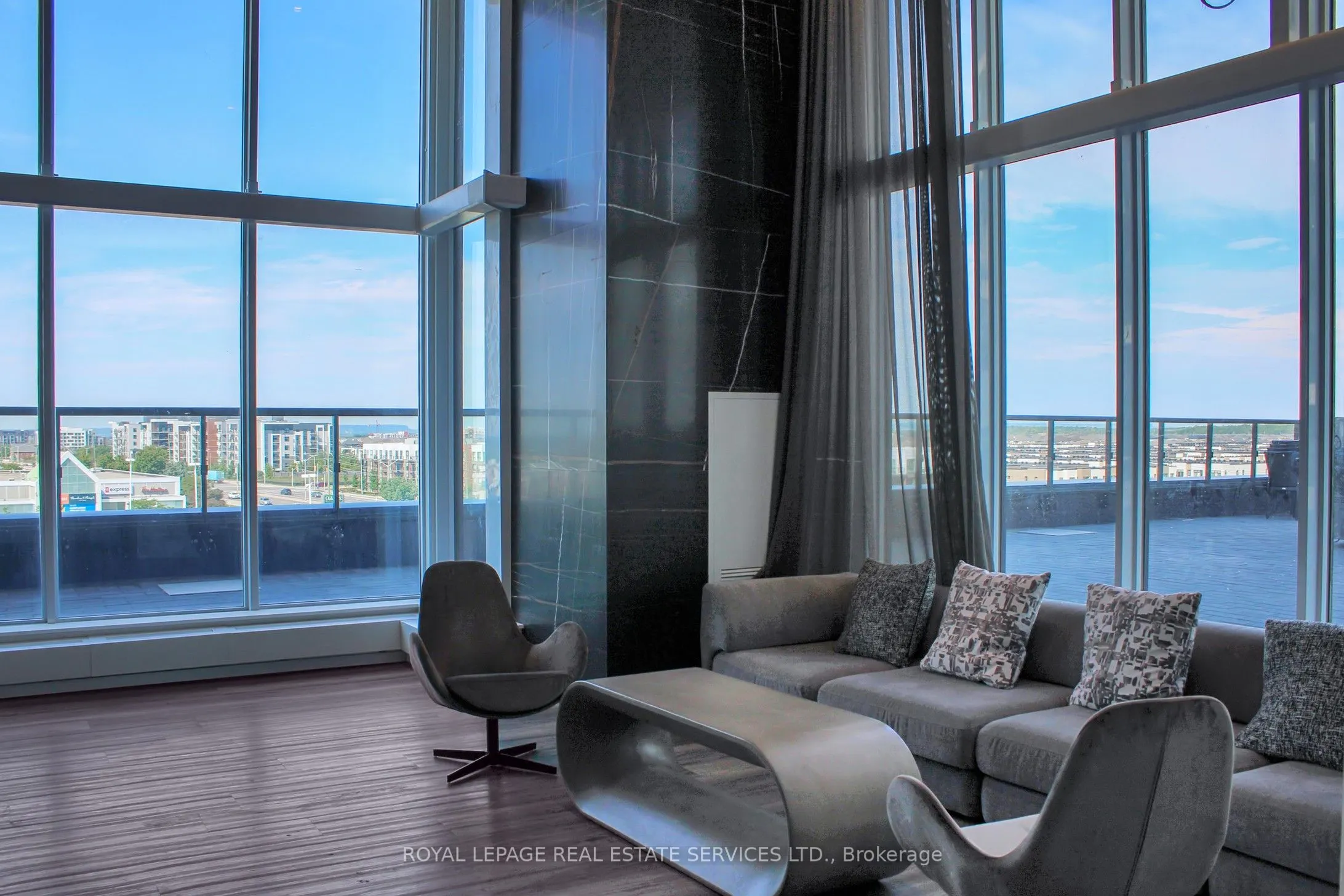 2489 Taunton Road, #1117