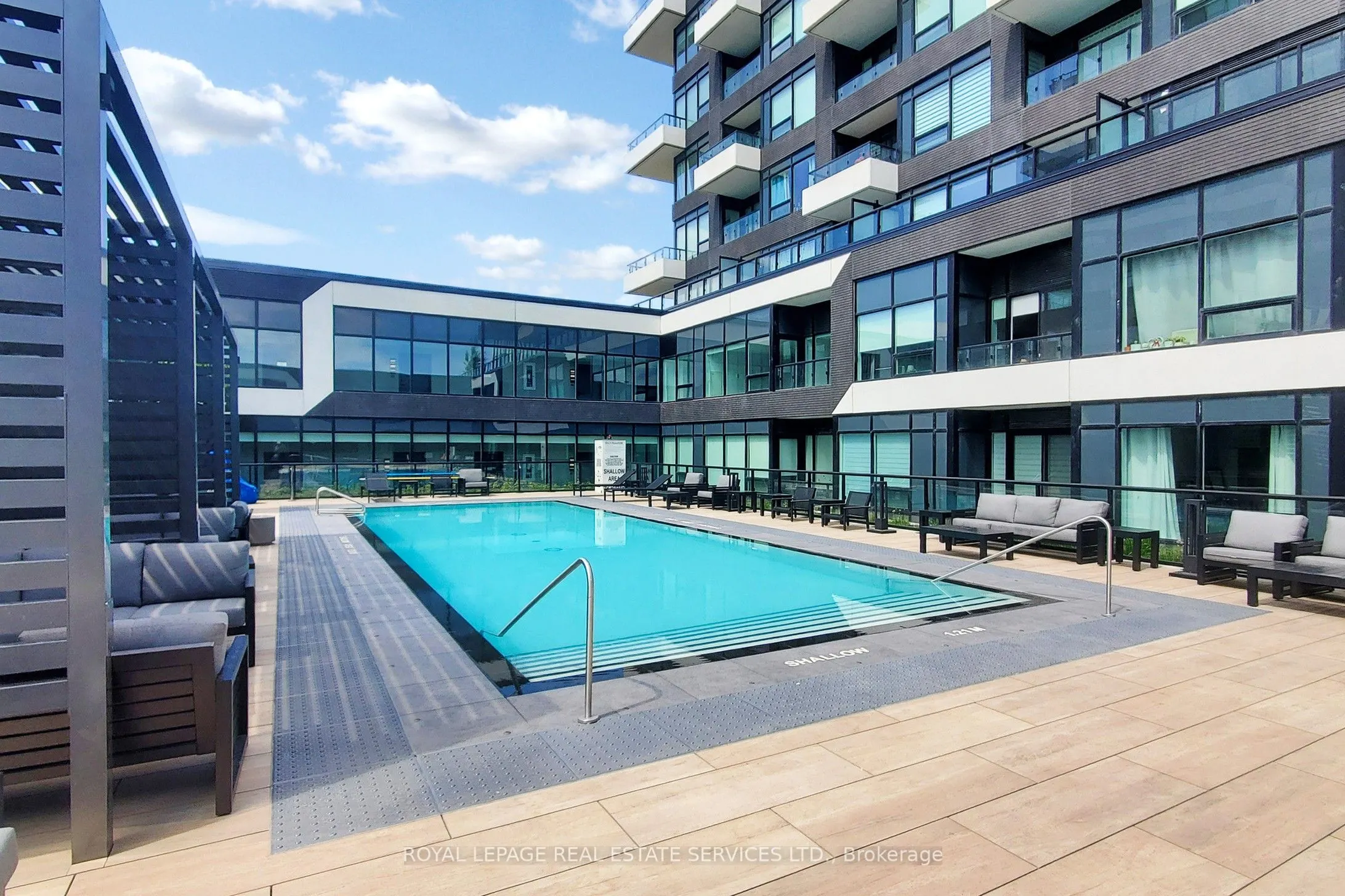 2489 Taunton Road, #1117