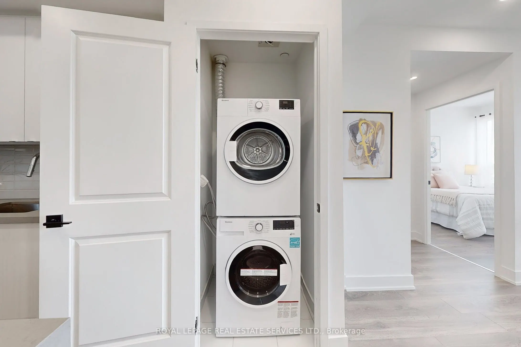 2489 Taunton Road, #1117