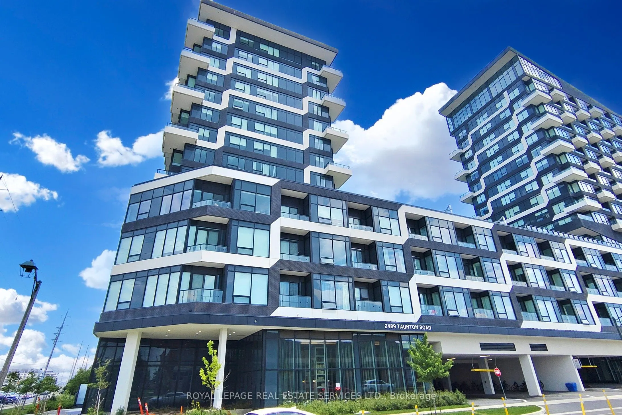 2489 Taunton Road, #1117