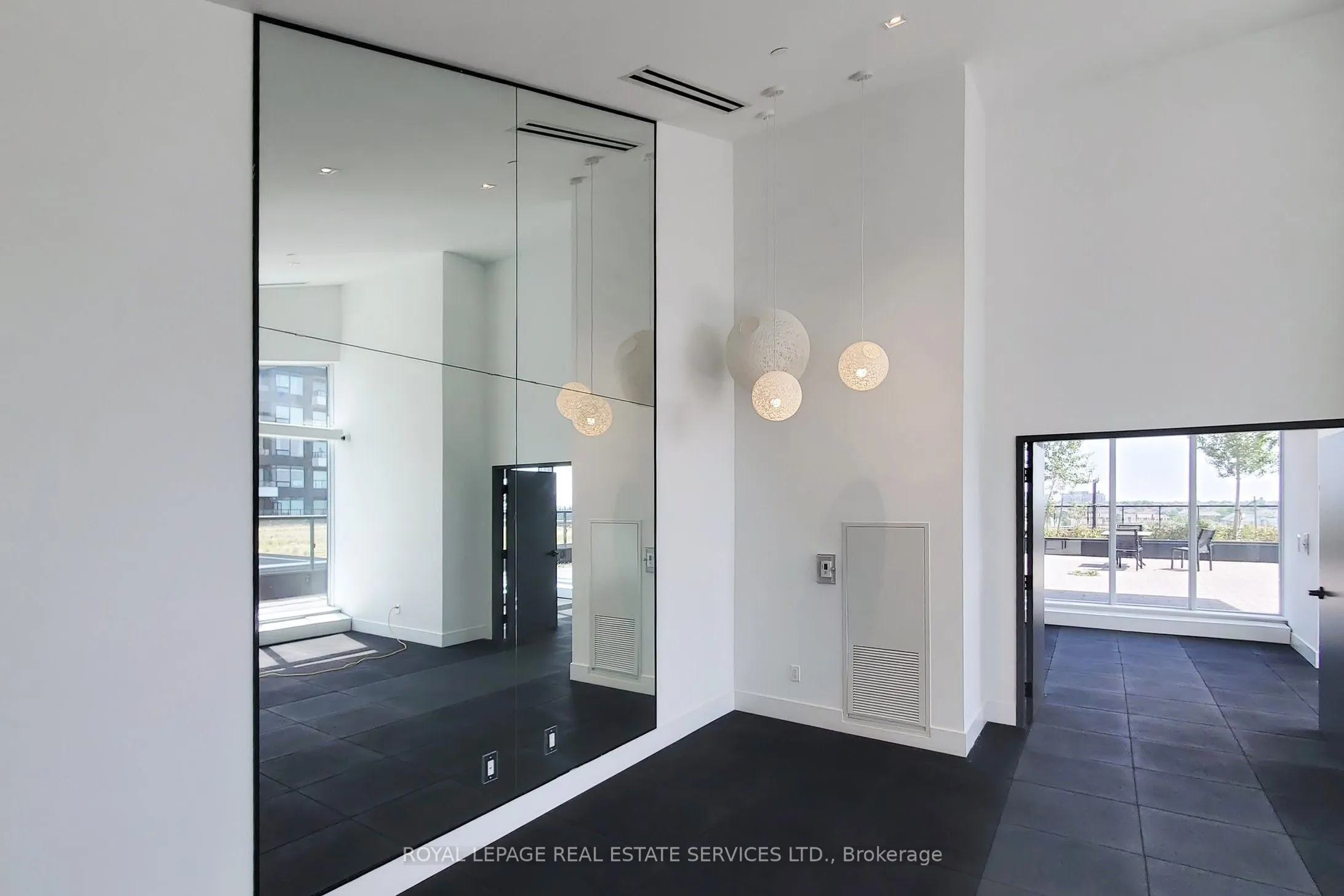 2489 Taunton Road, #1117