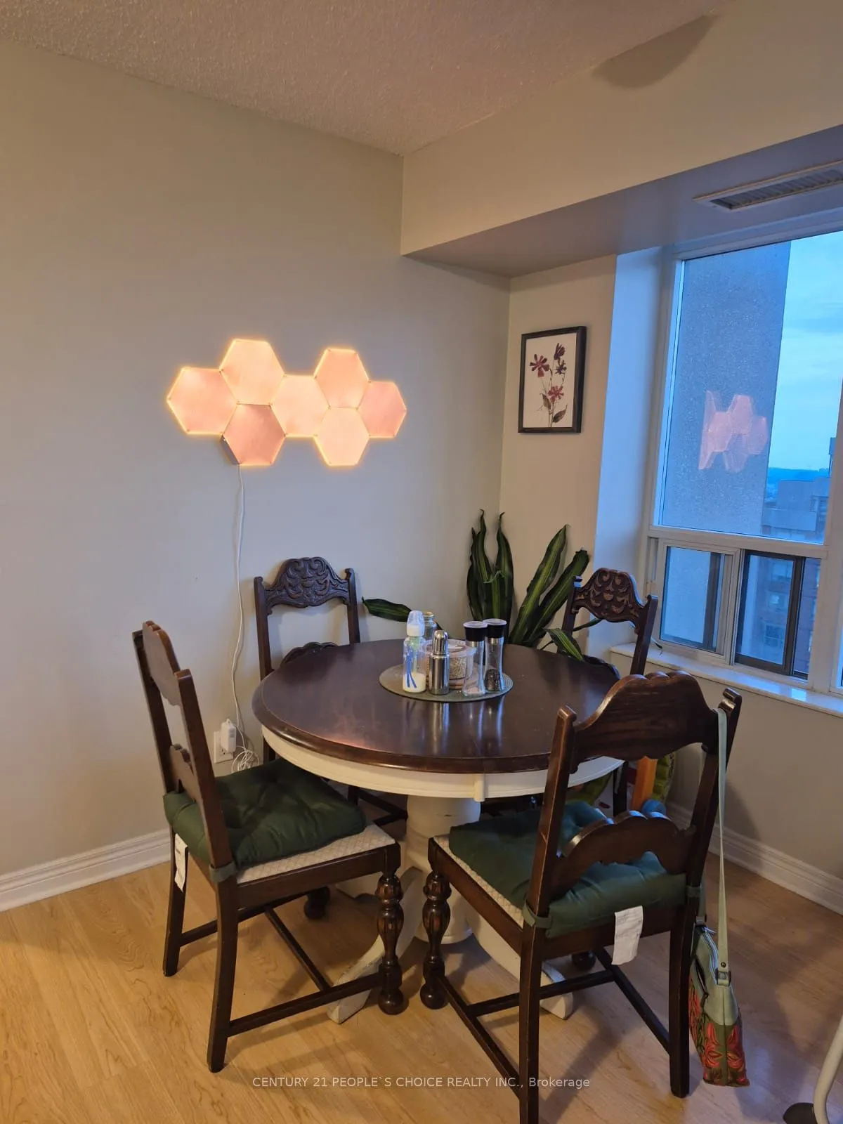310 Burnhamthorpe Road W, #2312