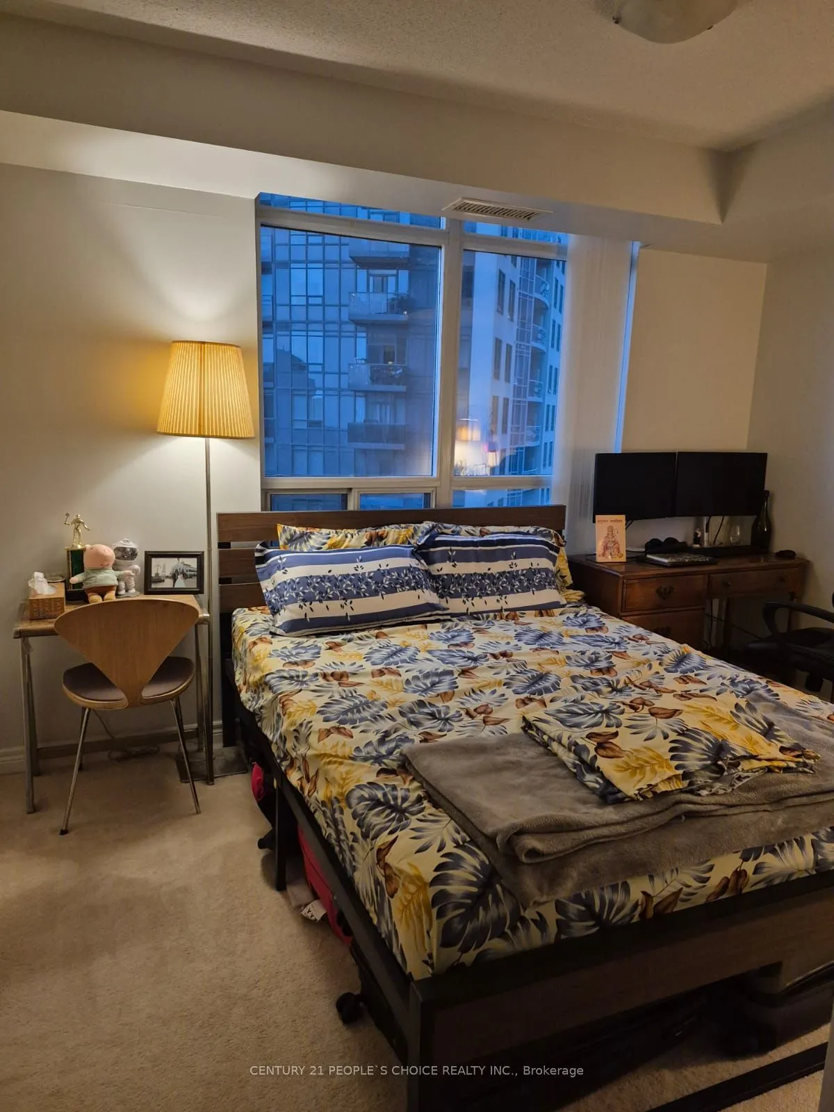 310 Burnhamthorpe Road W, #2312