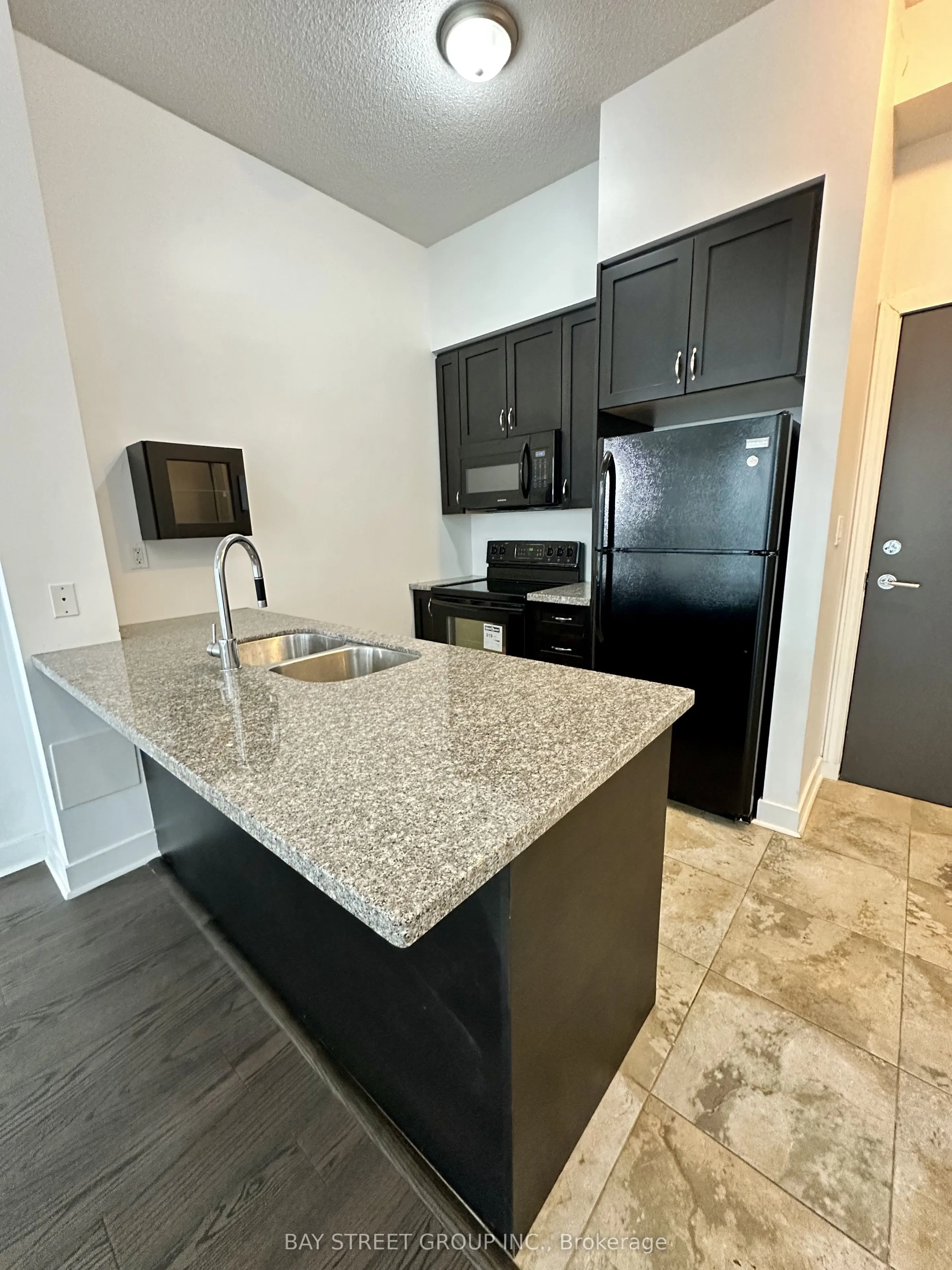 4070 Confederation Parkway, #609
