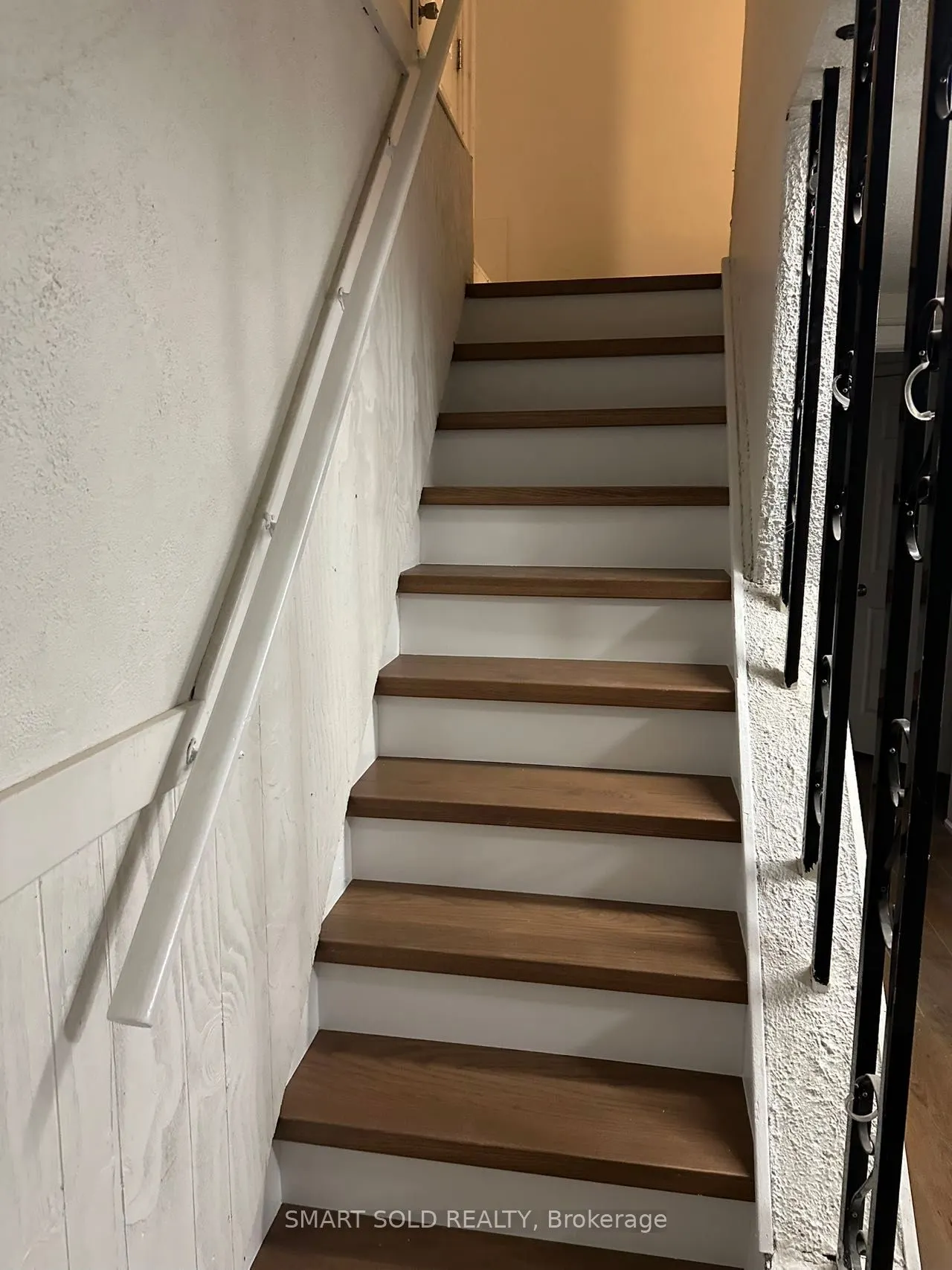 22 Hazelglen Court