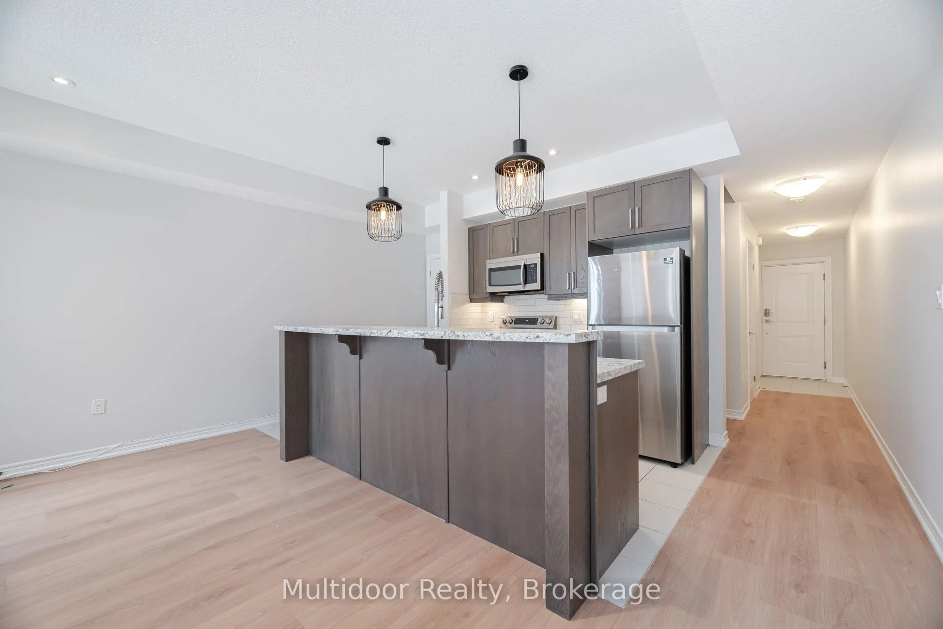 445 Ontario Street S, #52
