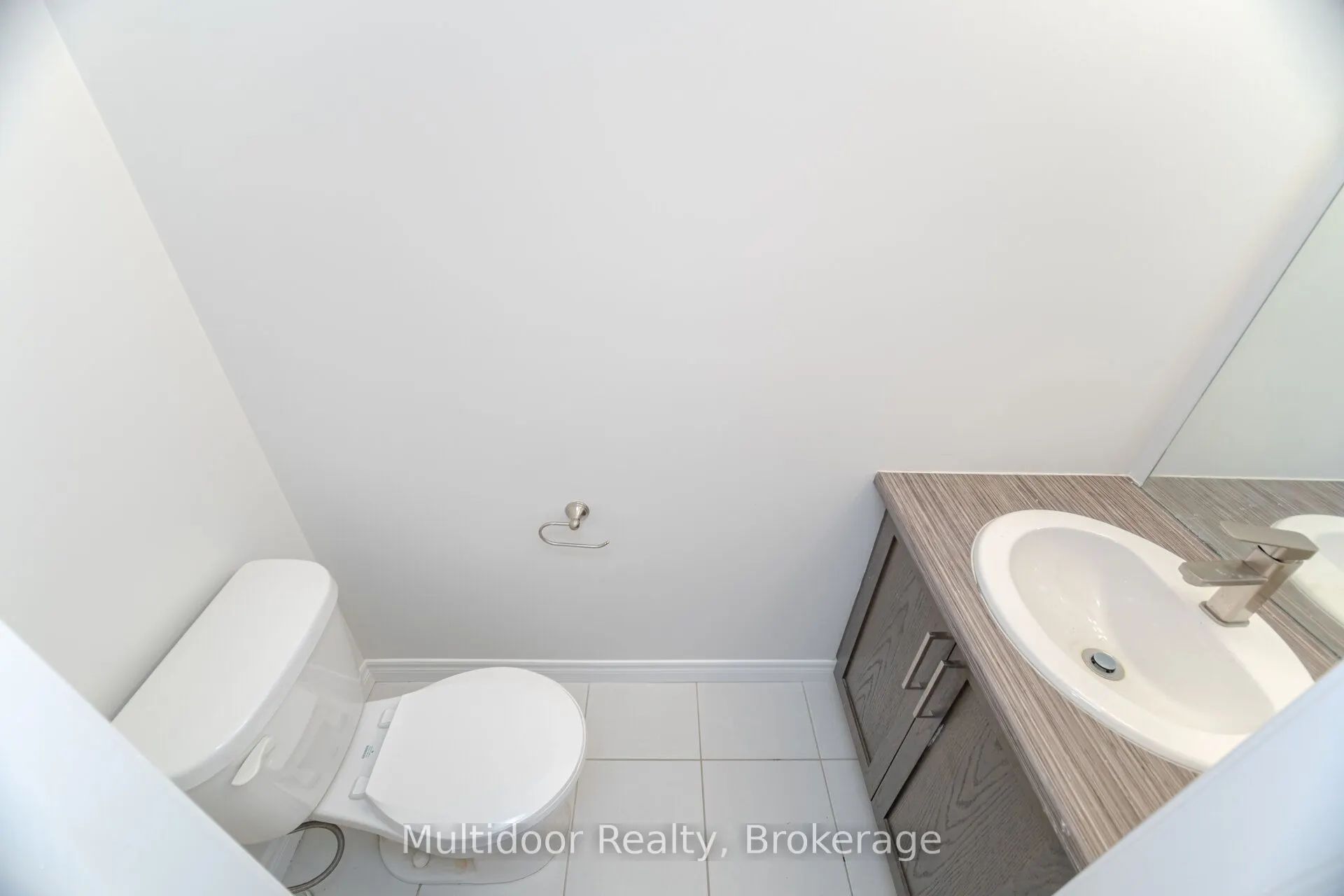 445 Ontario Street S, #52