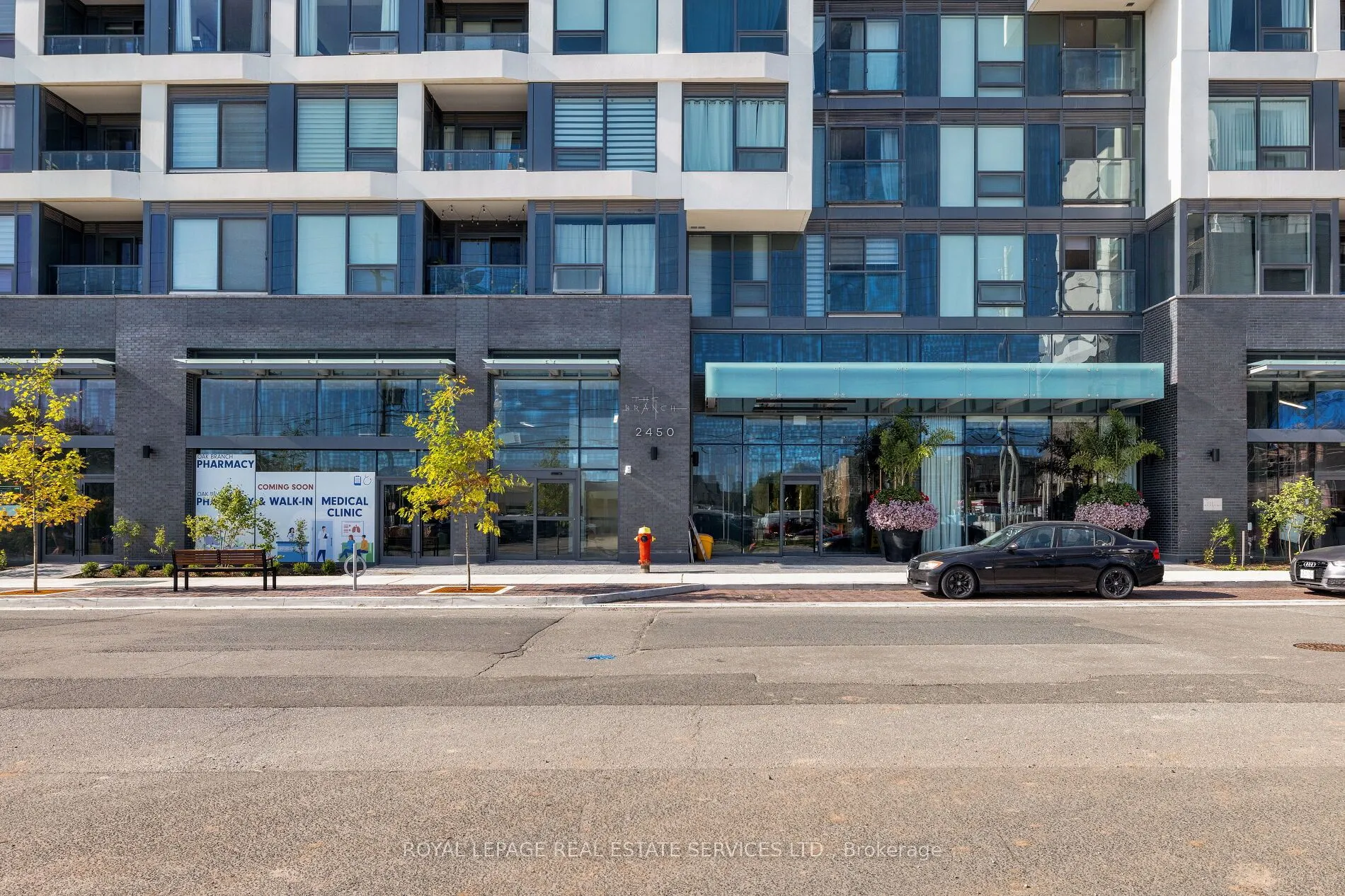 2450 Old Bronte Road, #720