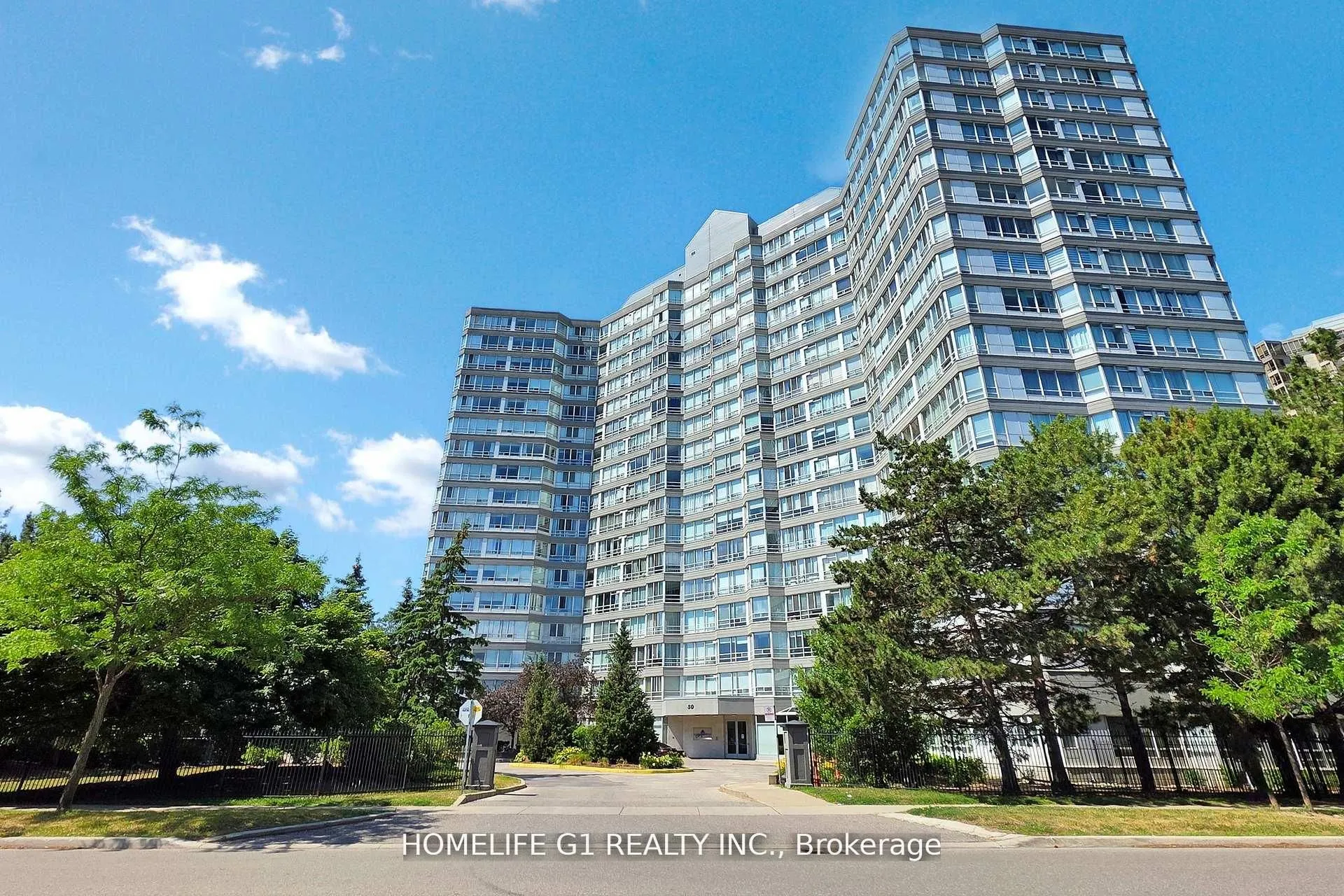 50 Kingsbridge Garden Circle, #1111