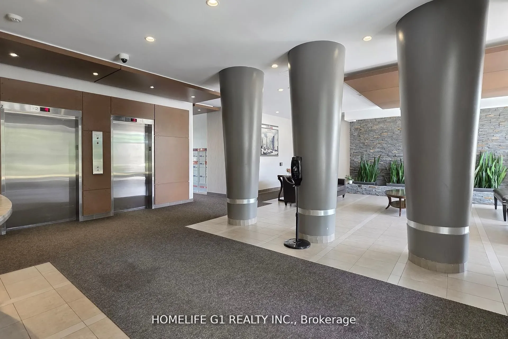 50 Kingsbridge Garden Circle, #1111