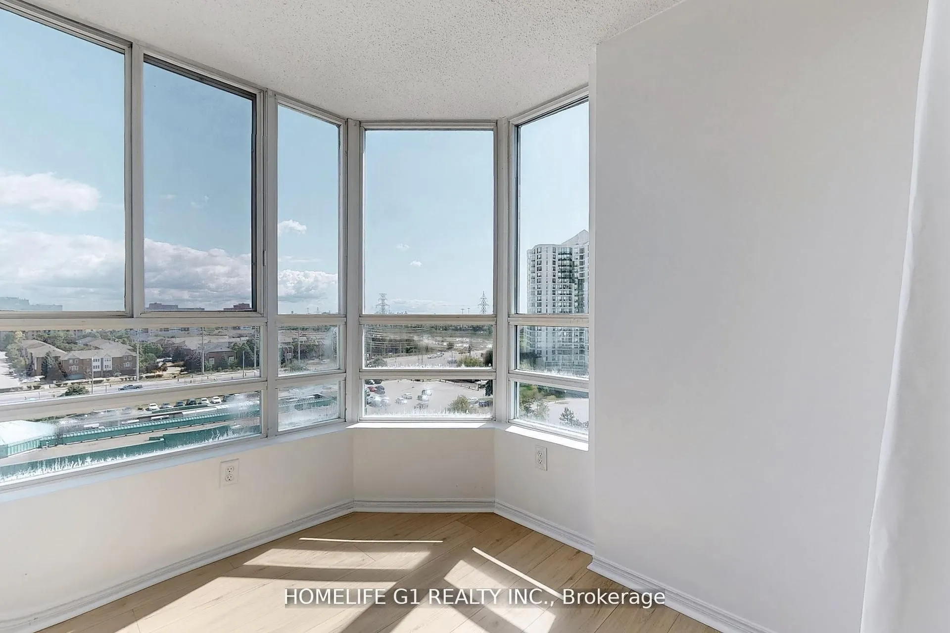 50 Kingsbridge Garden Circle, #1111