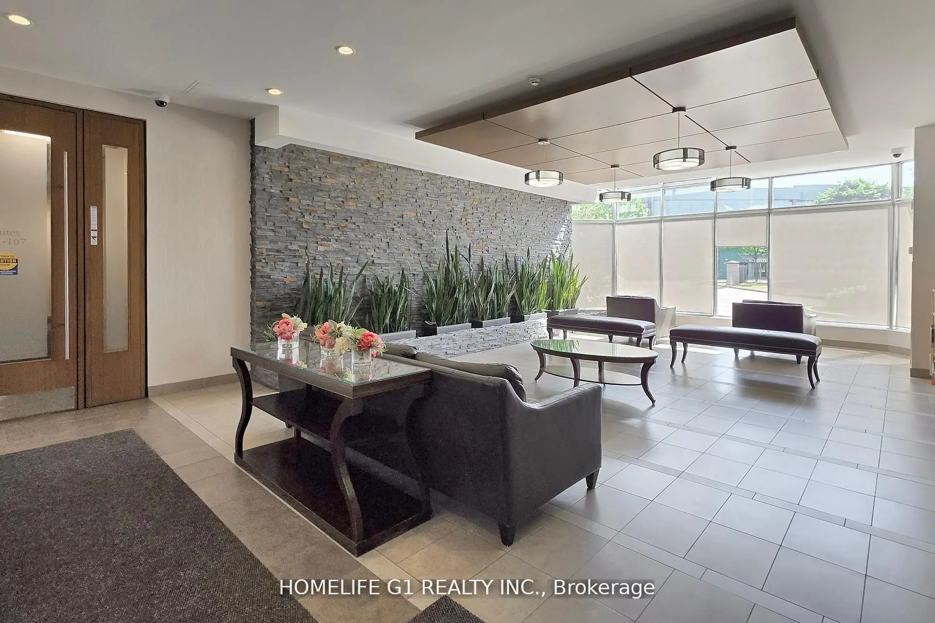 50 Kingsbridge Garden Circle, #1111