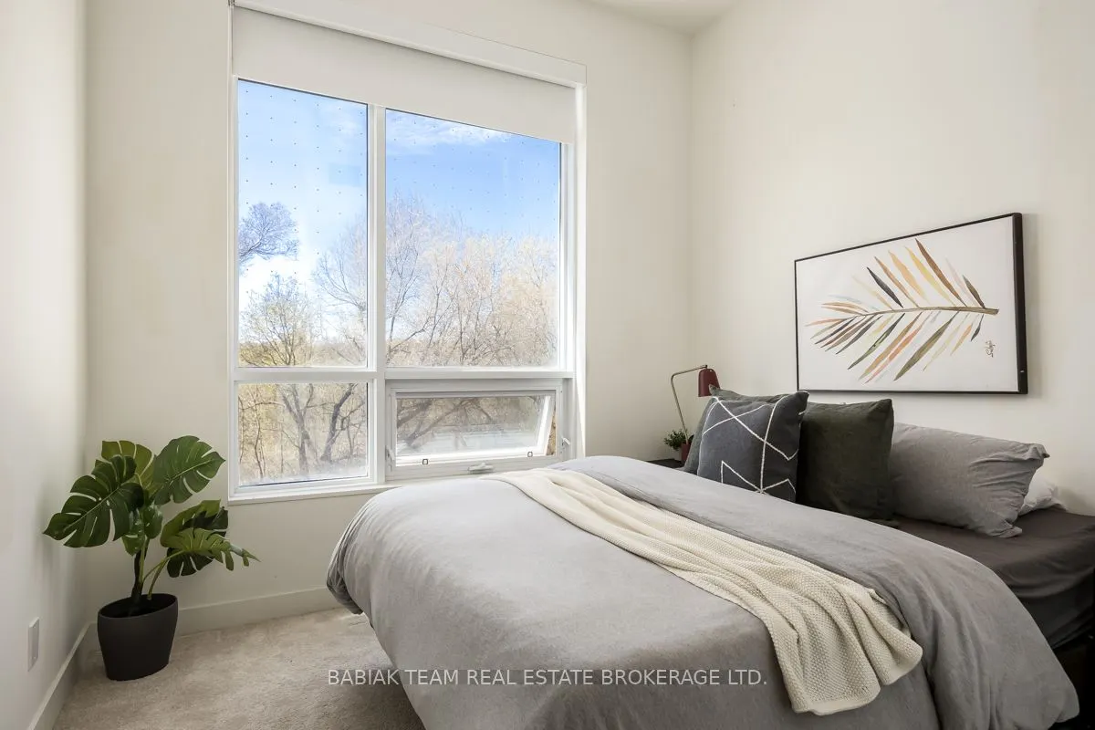 10 Wilby Crescent, #104