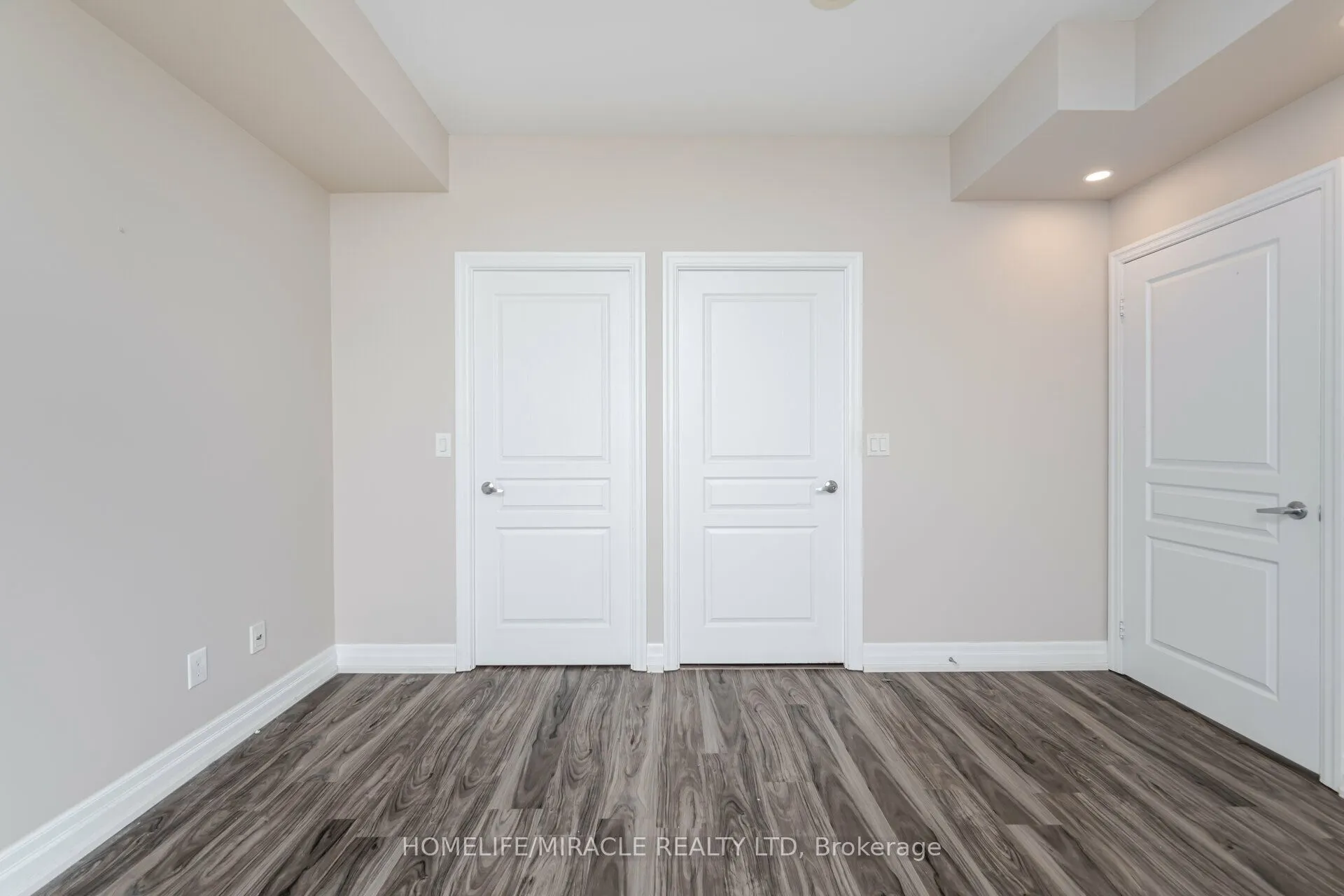 225 Webb Drive, #PH2