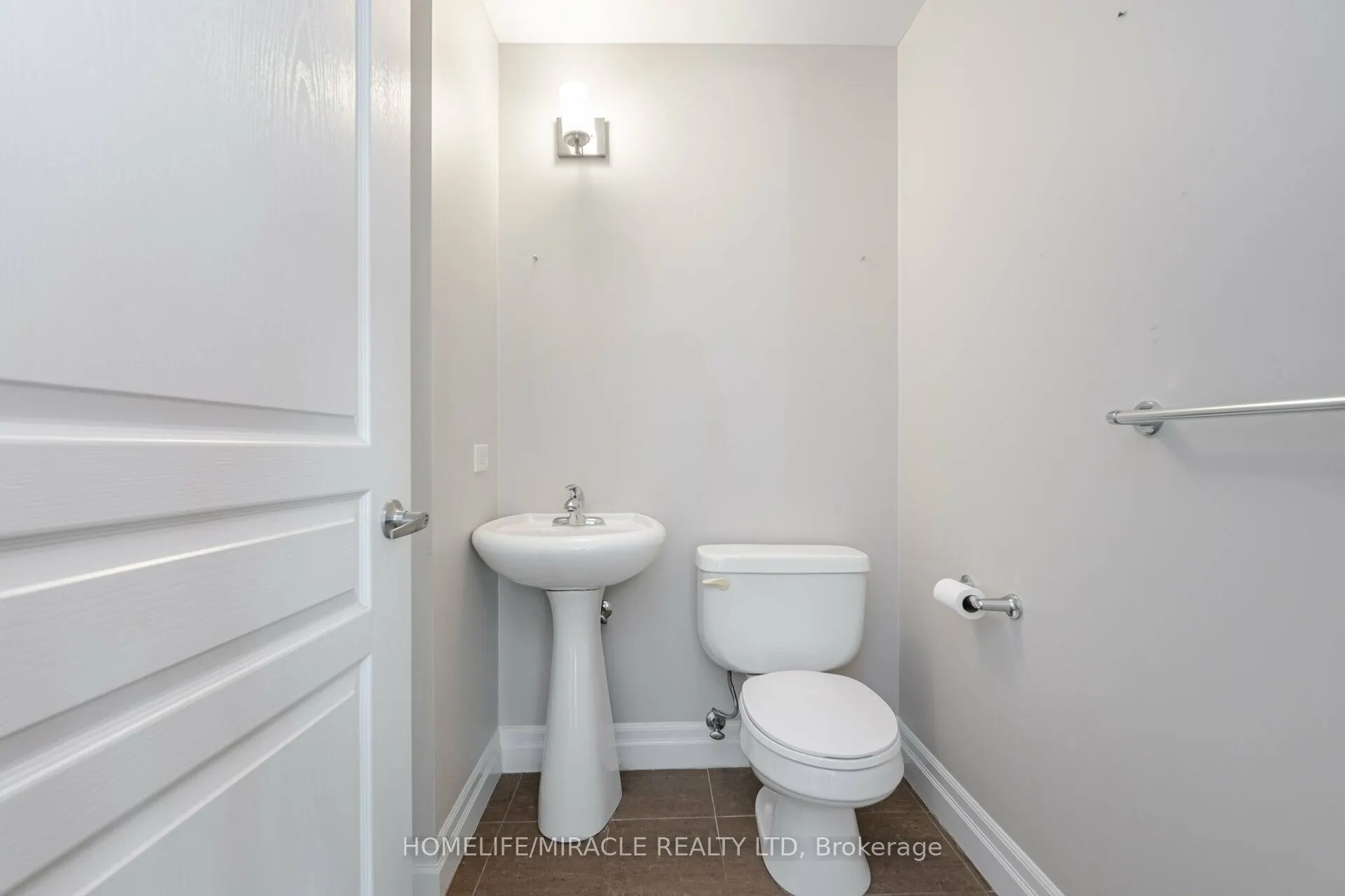 225 Webb Drive, #PH2