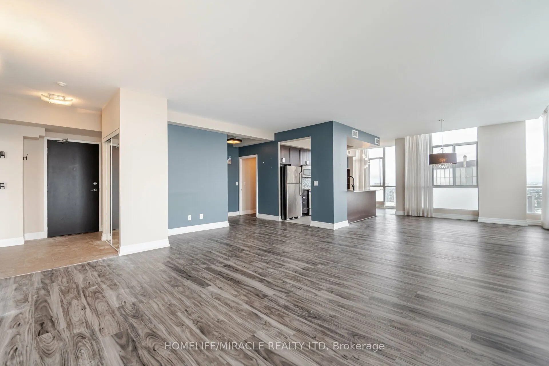 225 Webb Drive, #PH2