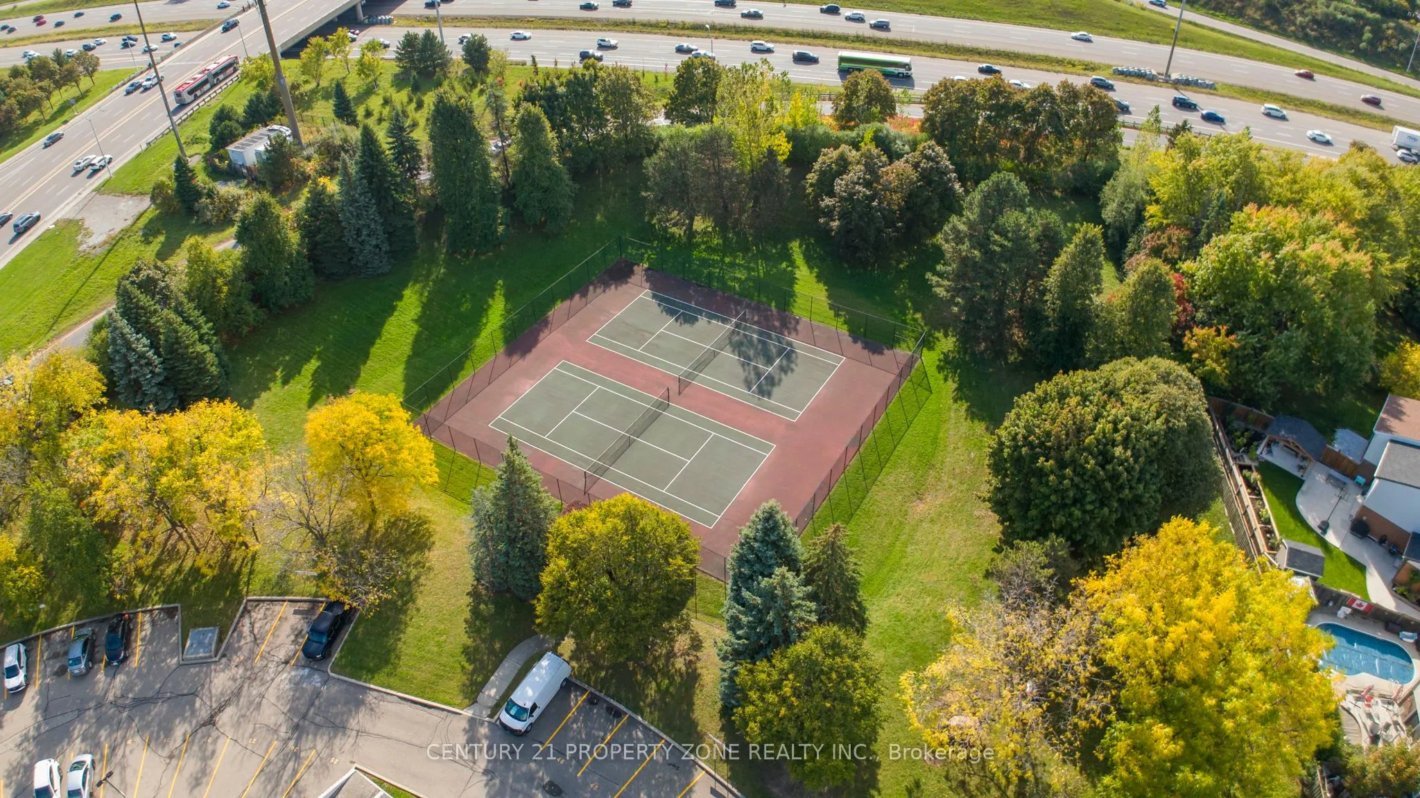 10 Laurelcrest Street, #407